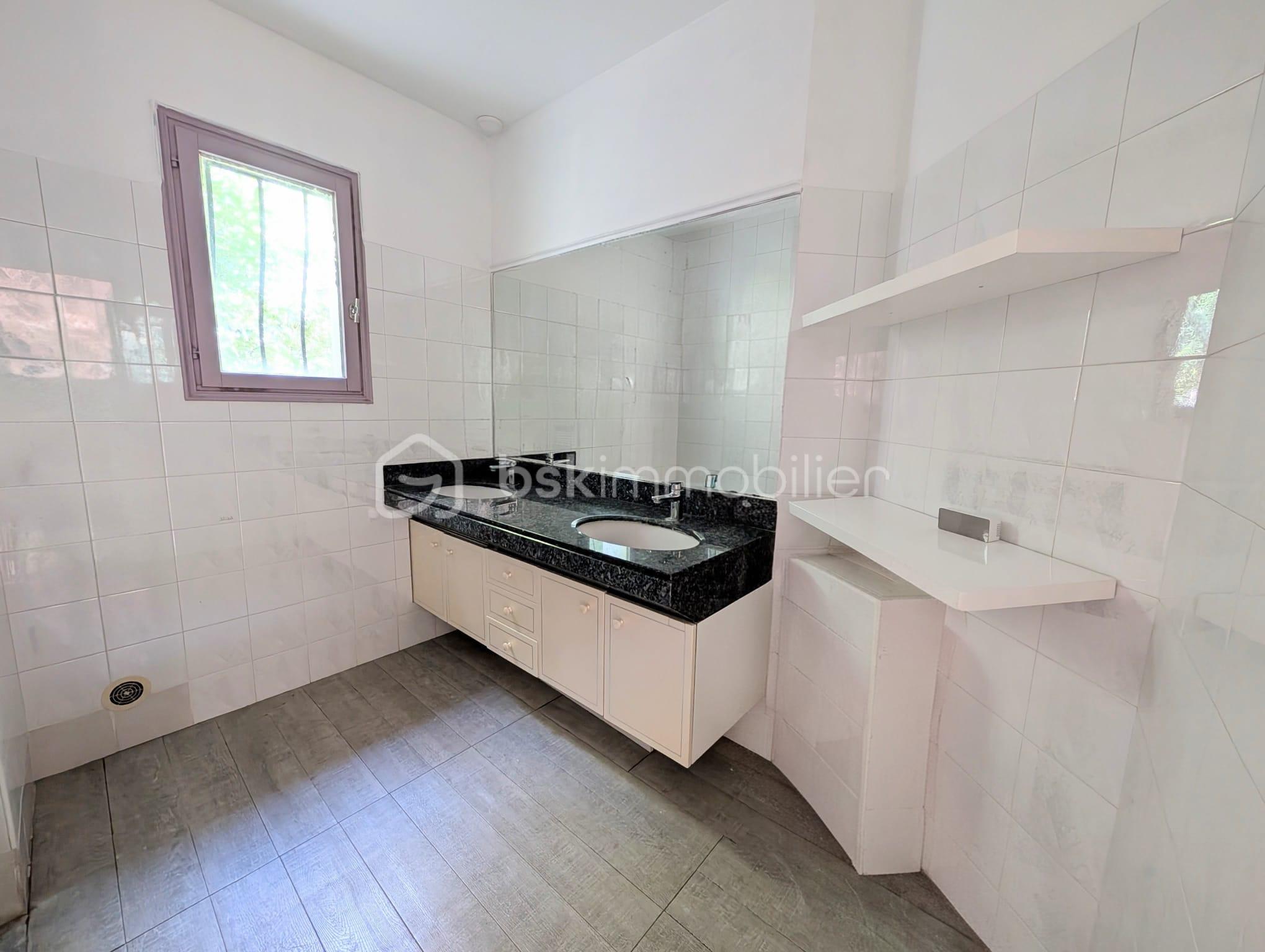 WhatsApp Image 2026-03-28 at 16.40.59 (1).jpeg