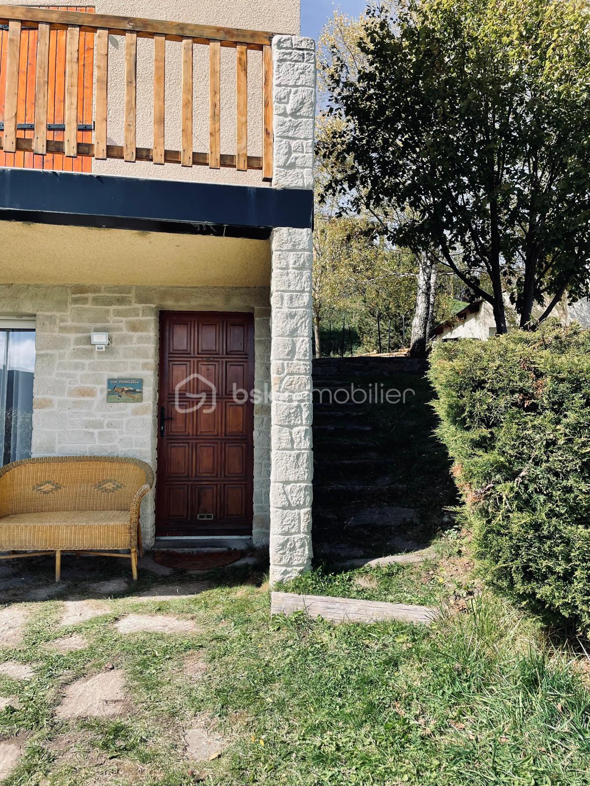 Maison jumelee de 95 m² - photo accés jardin.jpg