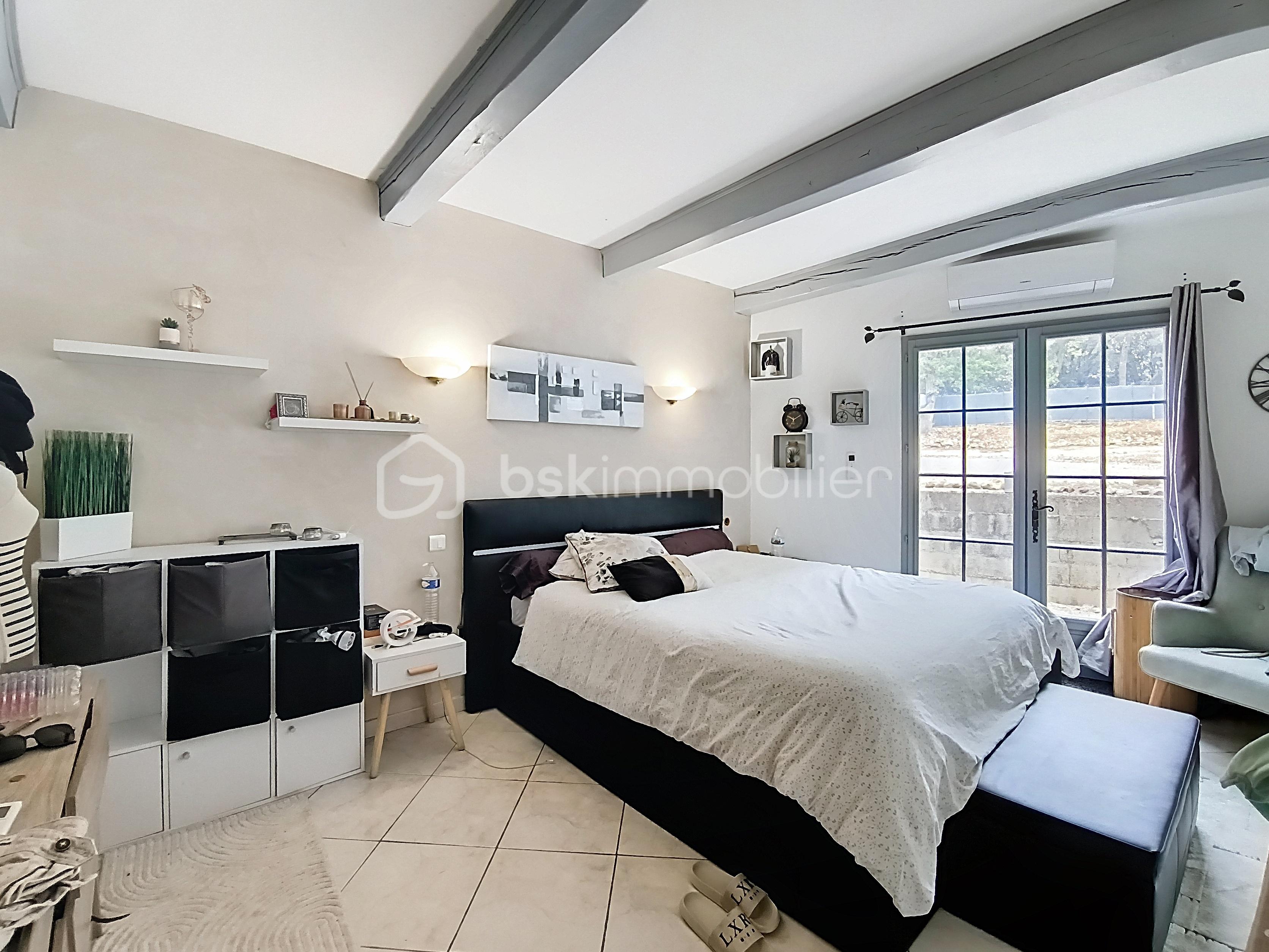 Maison de 287 m² - chambre parents 1.jpg