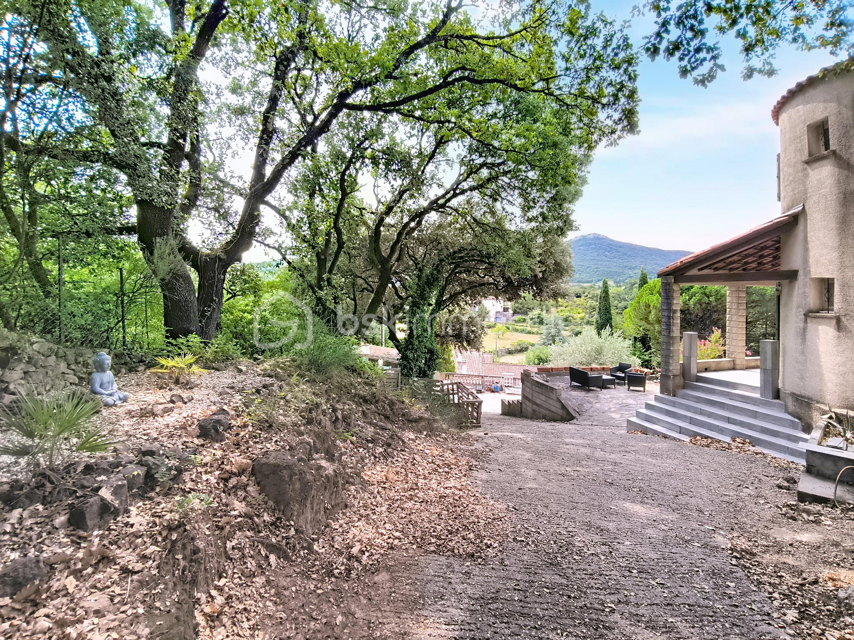 Maison de 287 m² - extérieur 1.jpeg