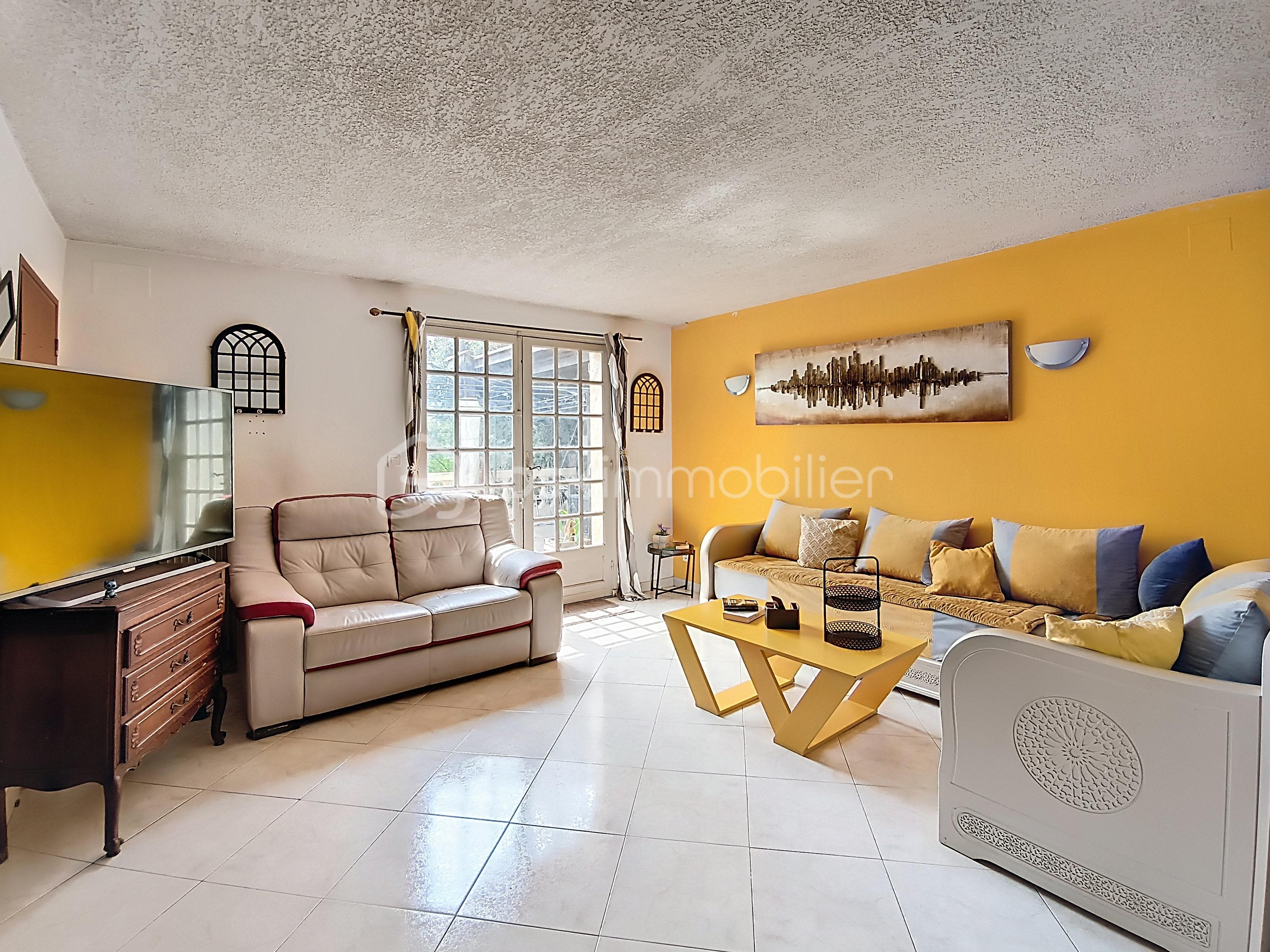 Maison de 287 m² - salon bas ter.jpg