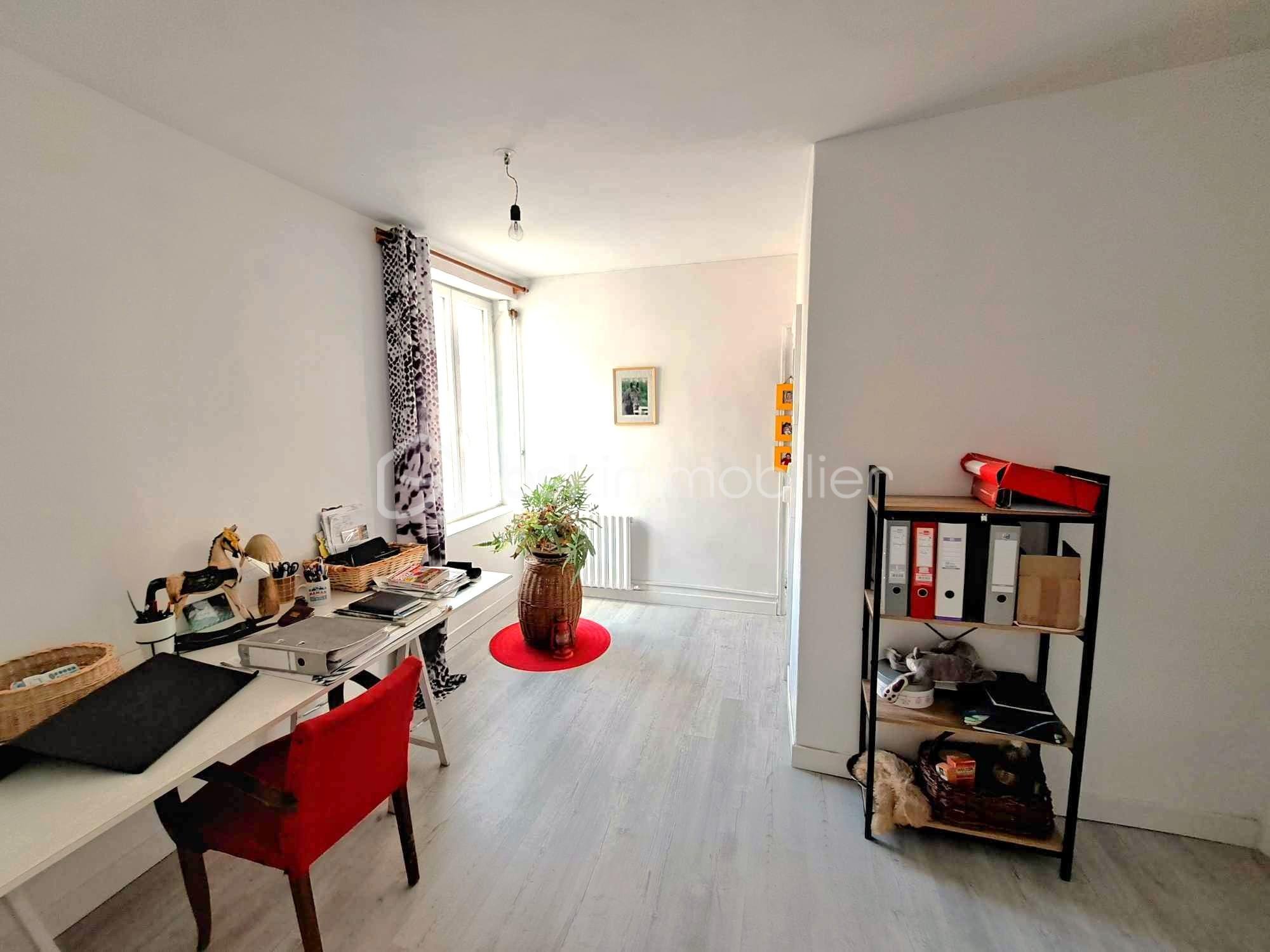 Maison de village de 84 m² - bureau.jpg
