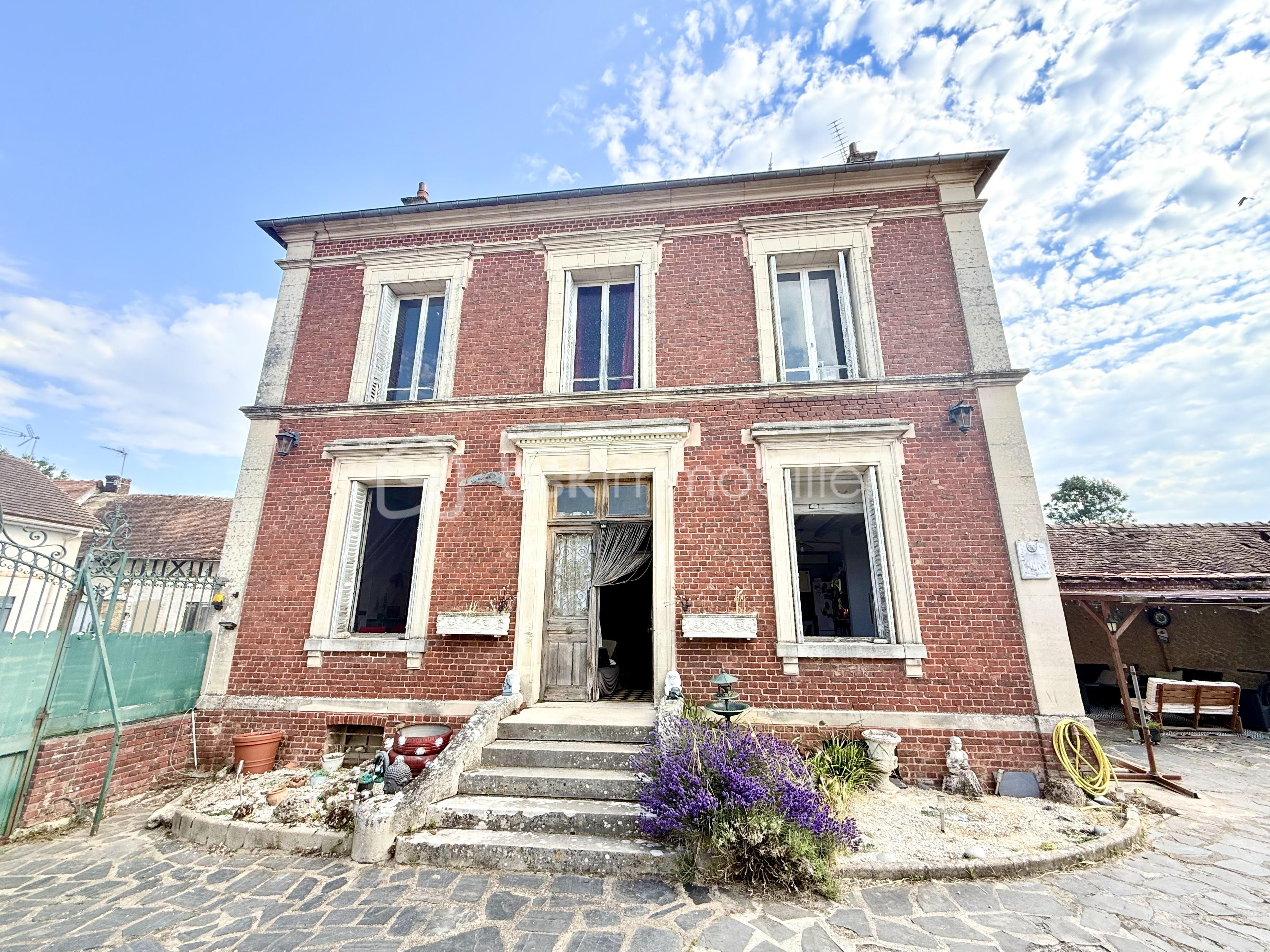 Façade.jpeg