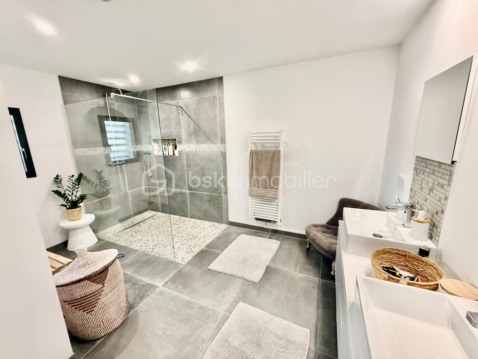 Maison de 293 m² - IMG-20251218-WA0014.jpg