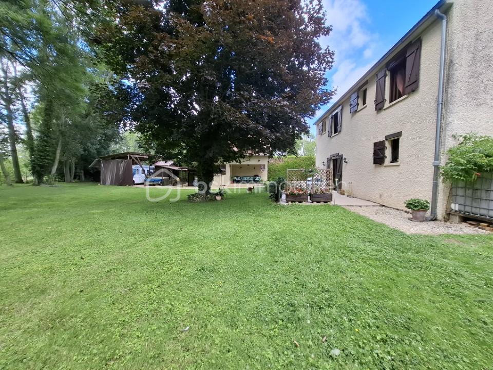 Maison de 143 m² - CAMPING CAR.jpeg