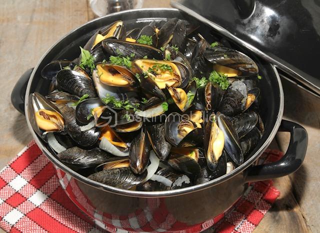 terre et mer moules marinières.jpg