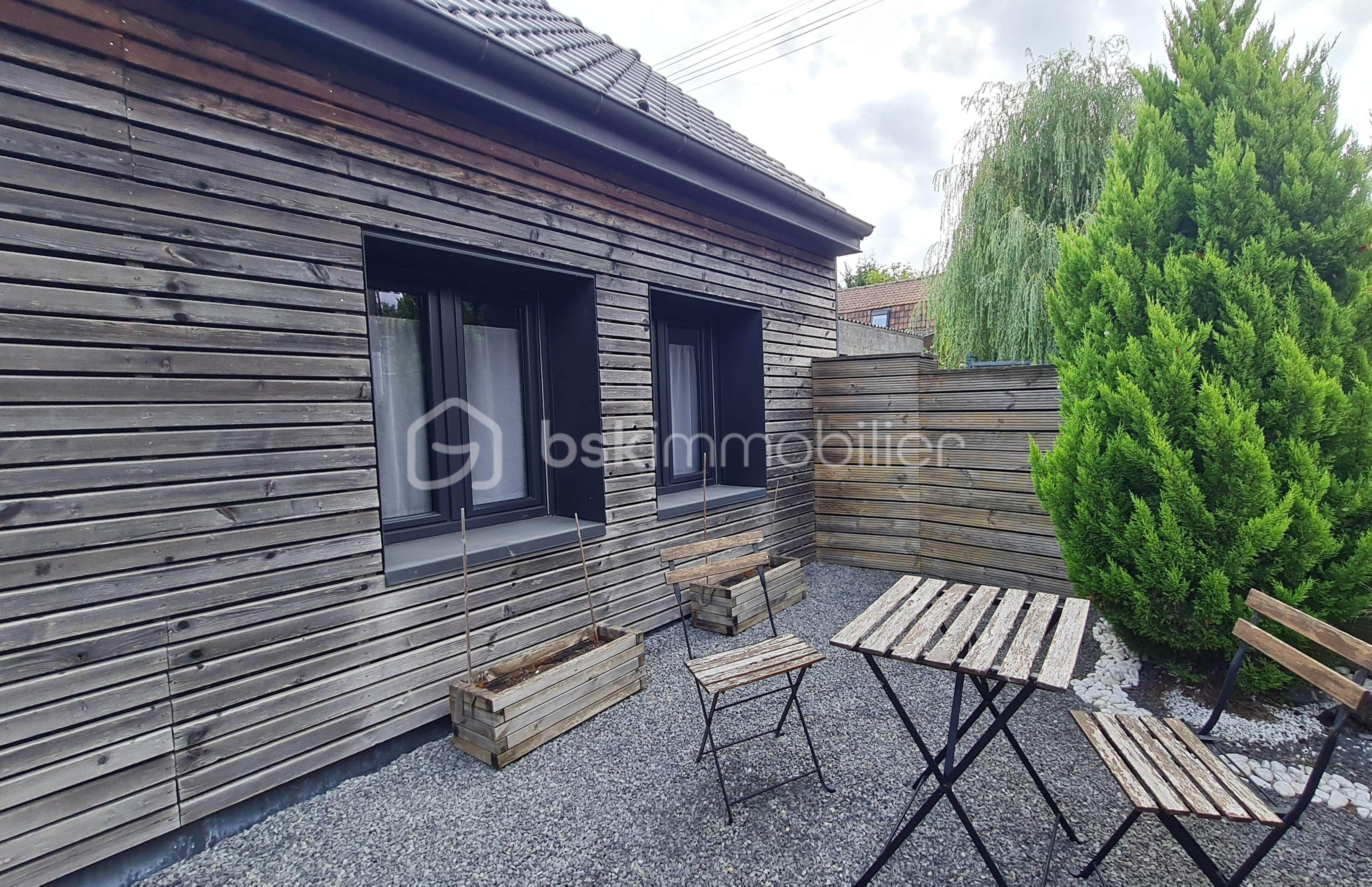 Maison traditionnelle de 78 m² - espace devant 1.jpg