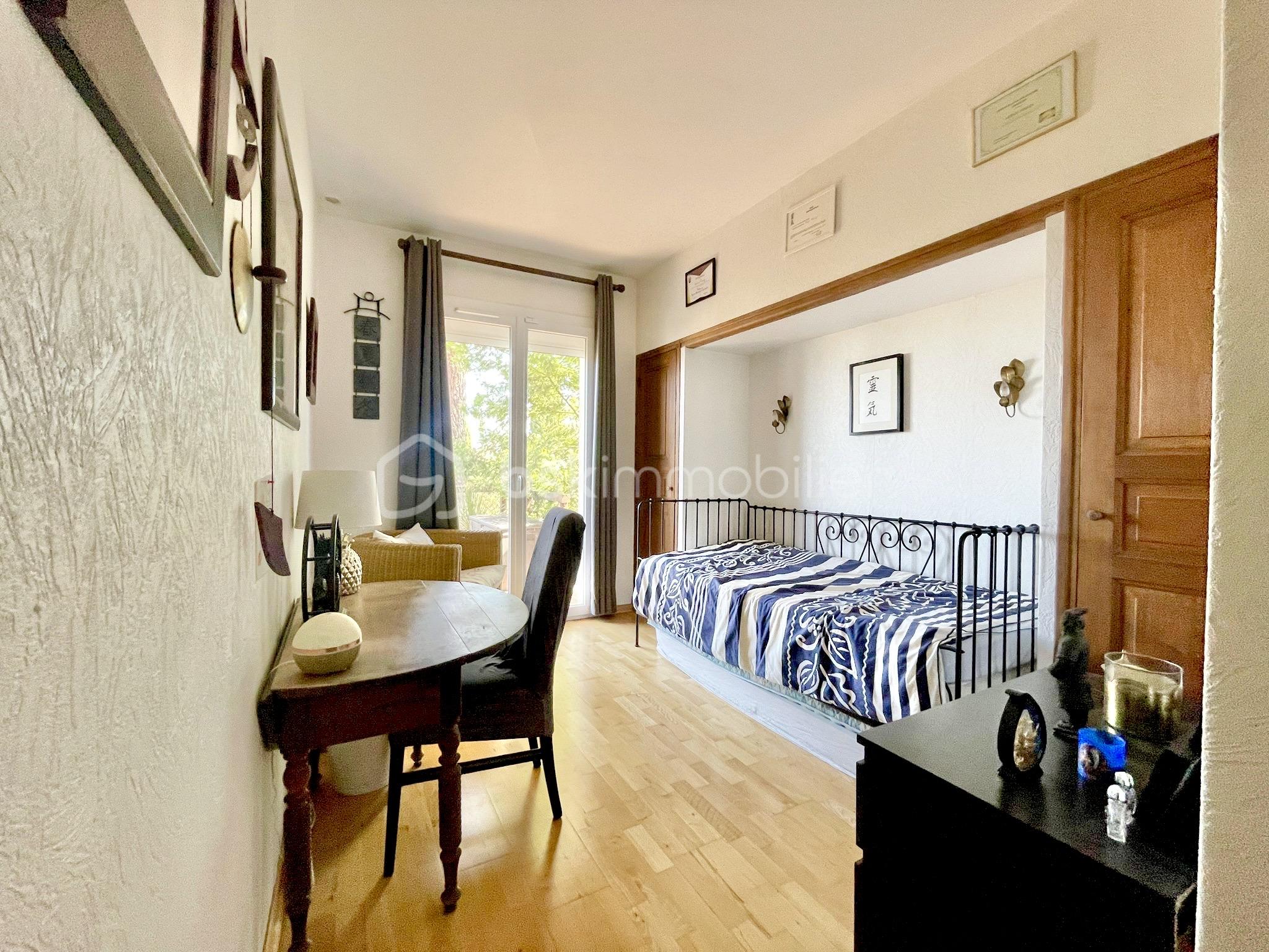 Maison de 112 m² - 08d36a36-6fbb-4434-b81f-690e5172c3f8.jpg