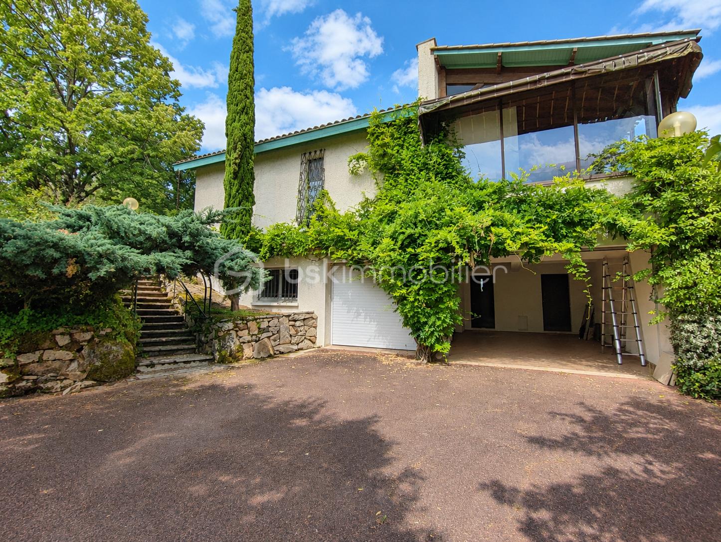 Maison 6 pièces 186 m² · à Monbazillac · 186 m² · 412 000 €