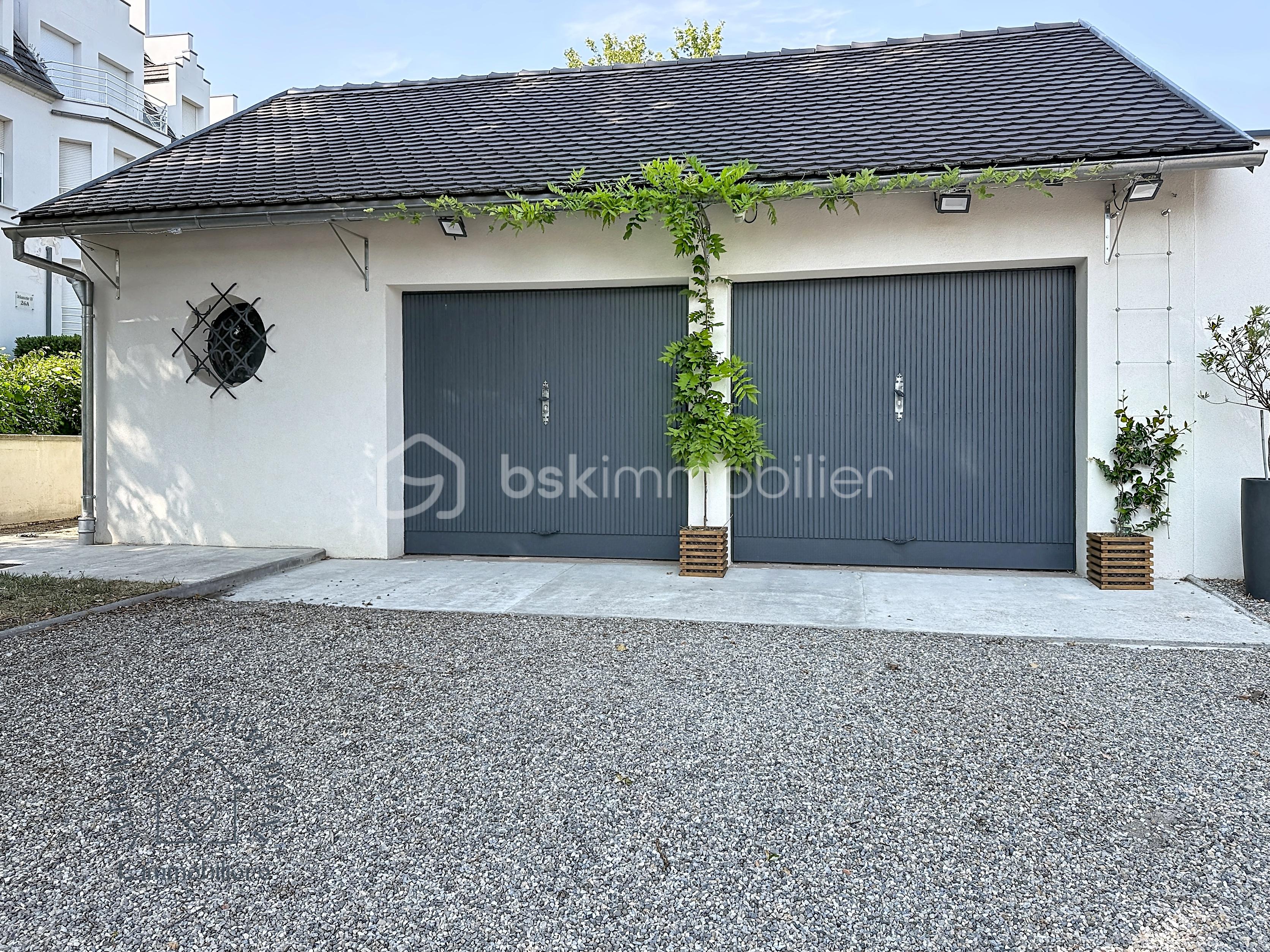 garage.jpg