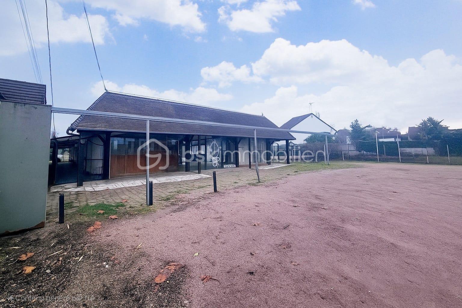 Local d activites de 825 m² - WhatsApp Image 2025-11-10 at 22.06.05.jpeg