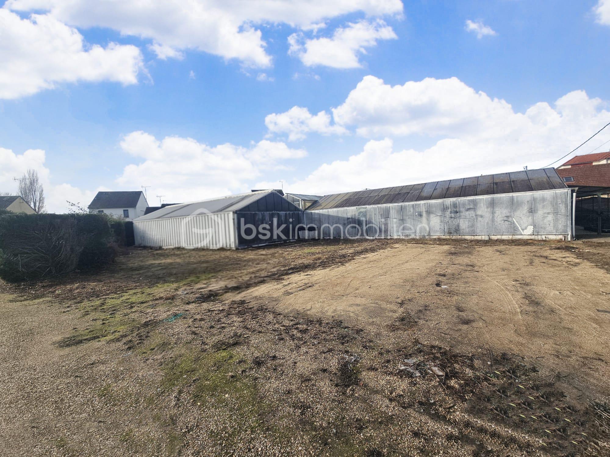 Local d activites de 825 m² - WhatsApp Image 2025-11-10 at 22.00.43 (13).jpeg