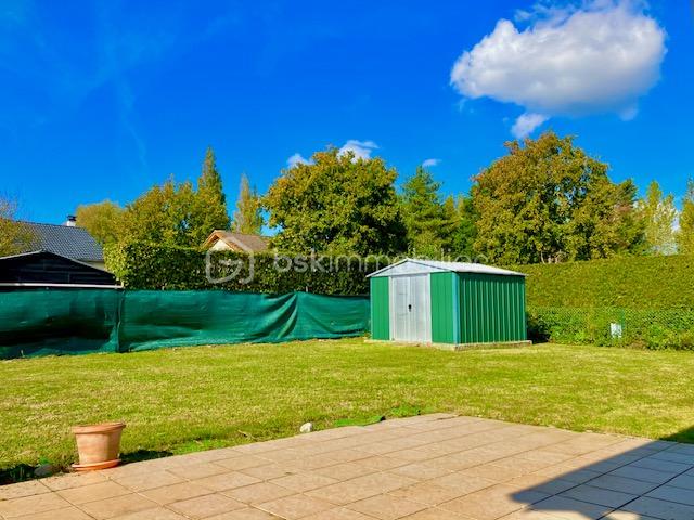 Maison traditionnelle de 90 m² - sophie_jardin_abri_jardin.jpg