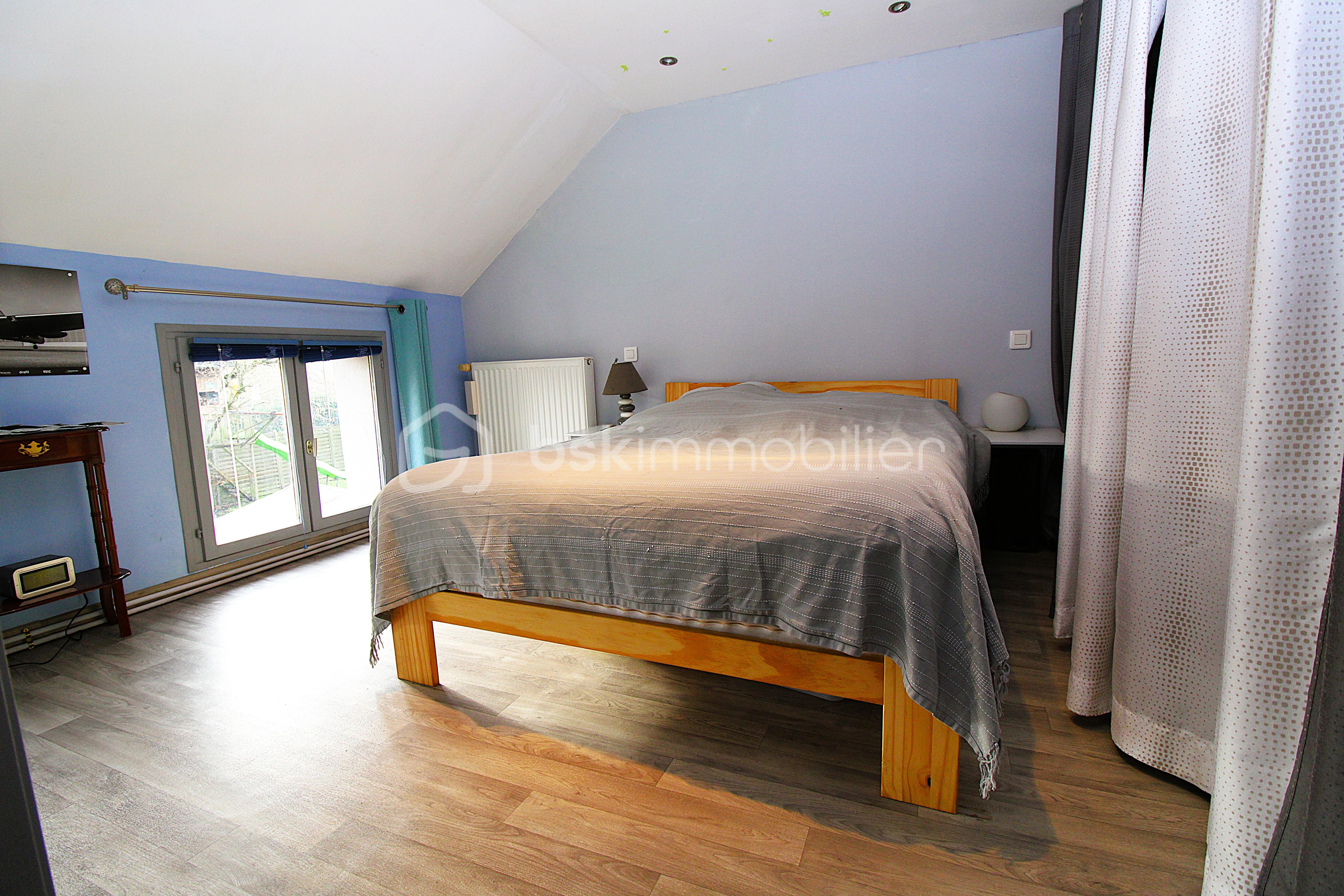 Maison de 135 m² - chambre 1.JPG