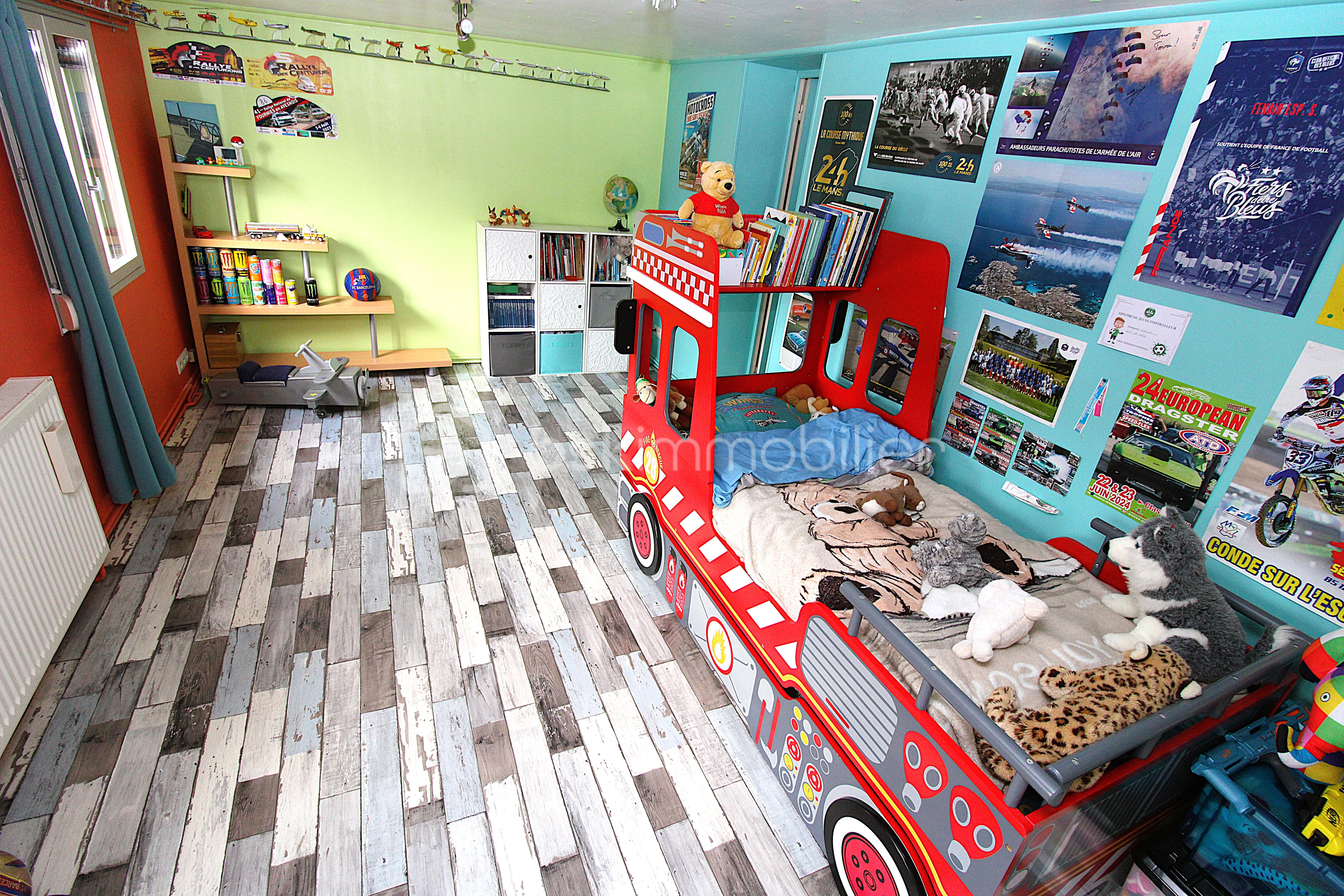 Maison de 135 m² - chambre 2.1.JPG