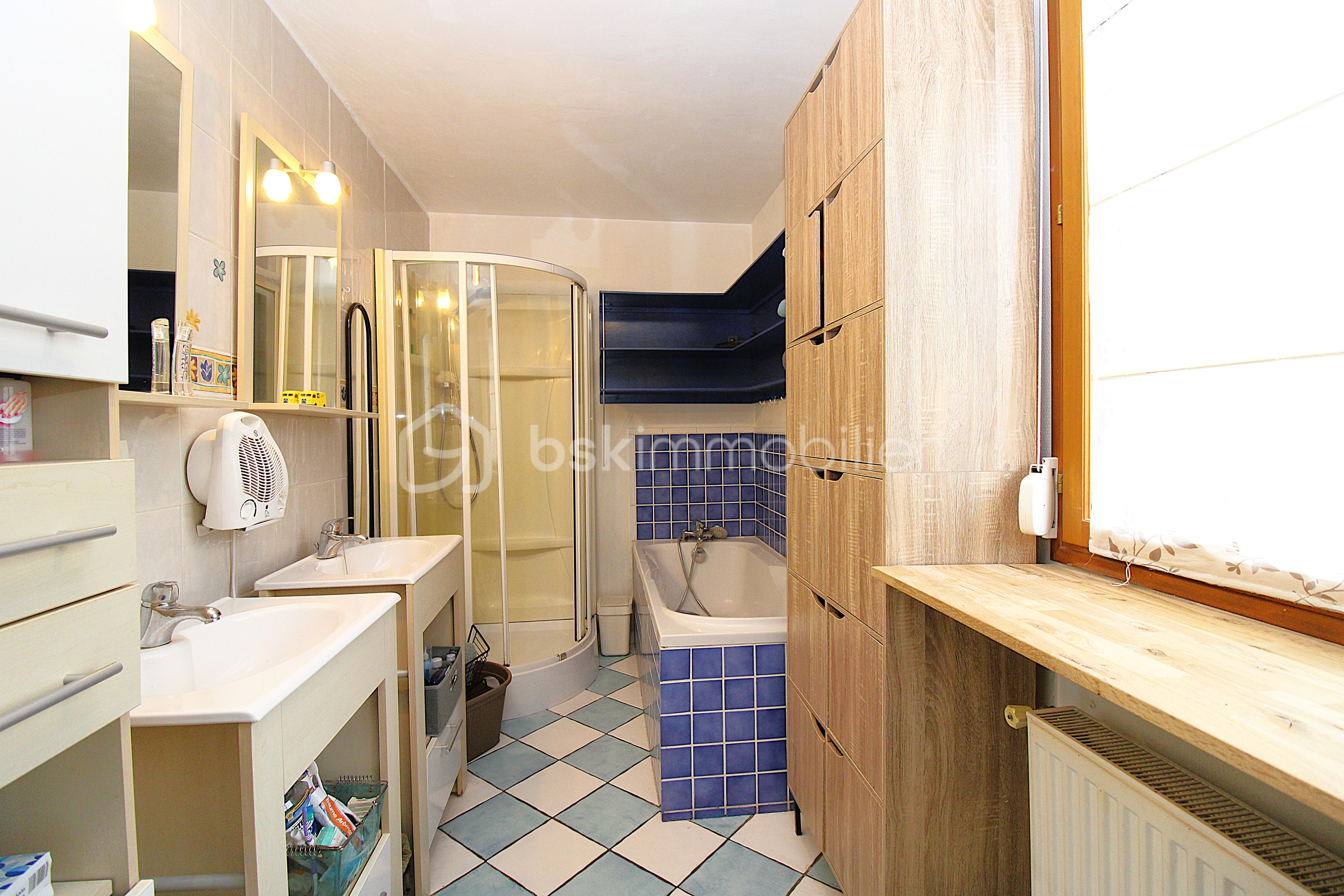 Maison de 135 m² - sdb.JPG