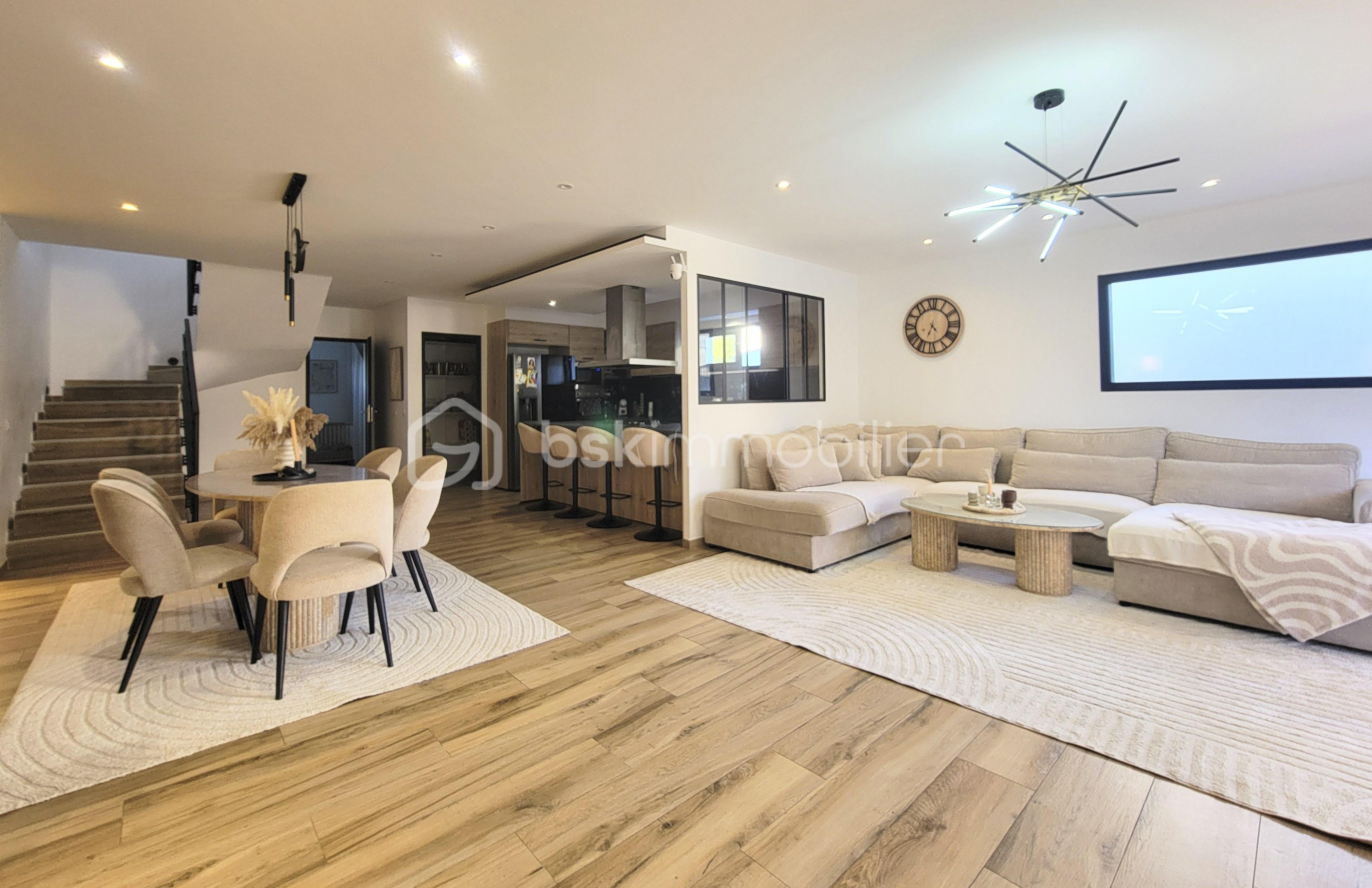 Maison de 141 m² - 20251028_163045.jpg