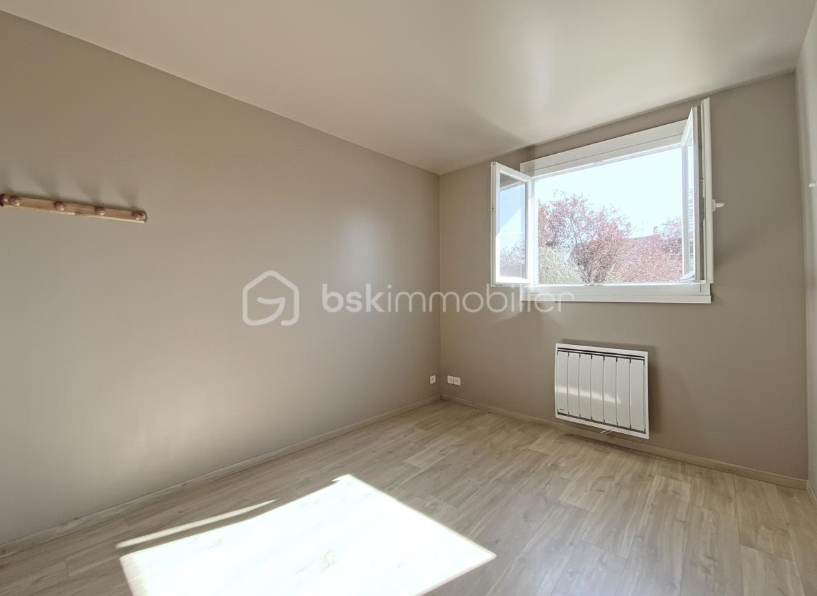 Chambre 4 vidée.png
