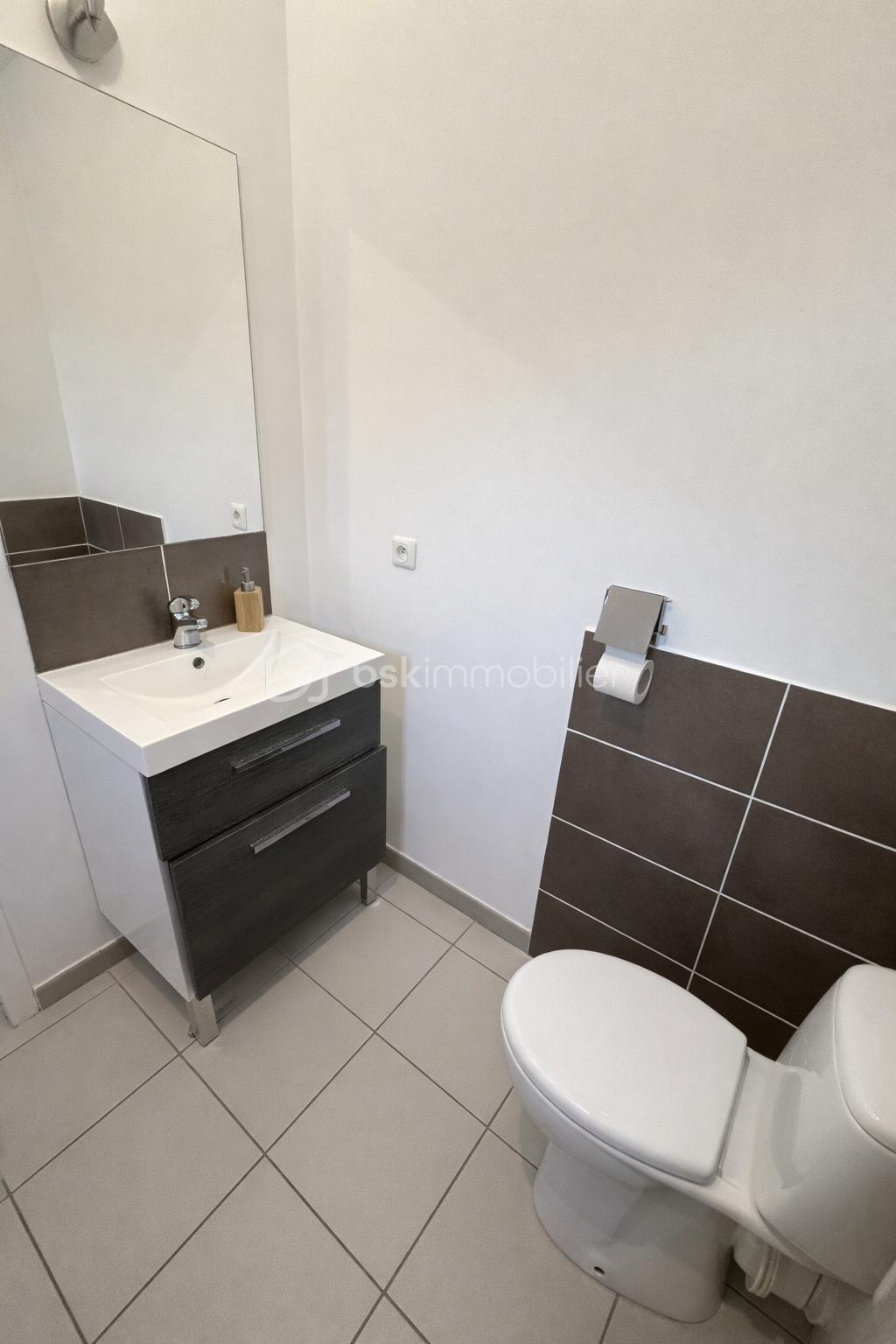 salle de bain petite bollene.png