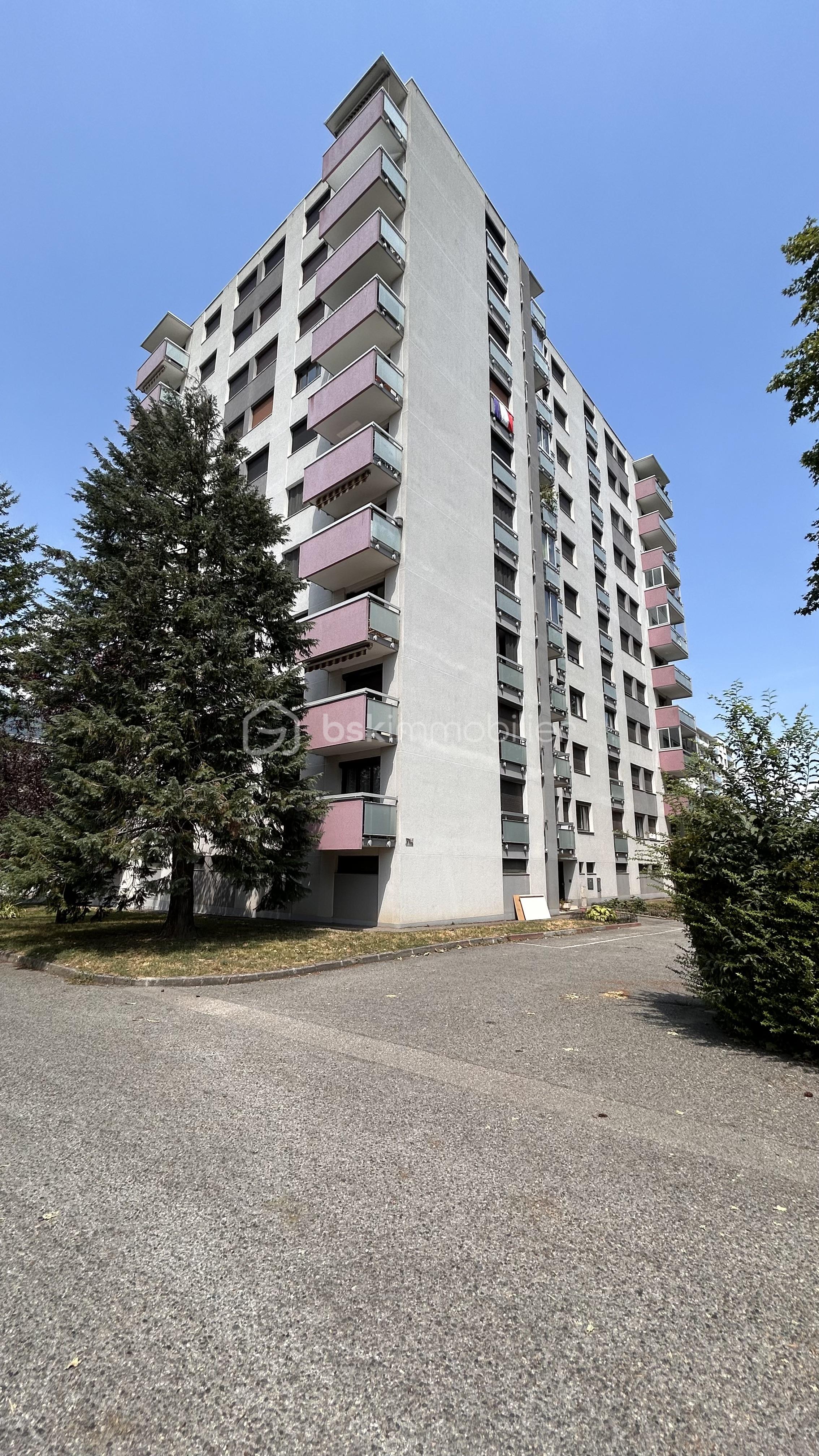 Appartement 5 pièces 105 m² · à Le Pont-de-Claix · 105 m² · 199 000 €