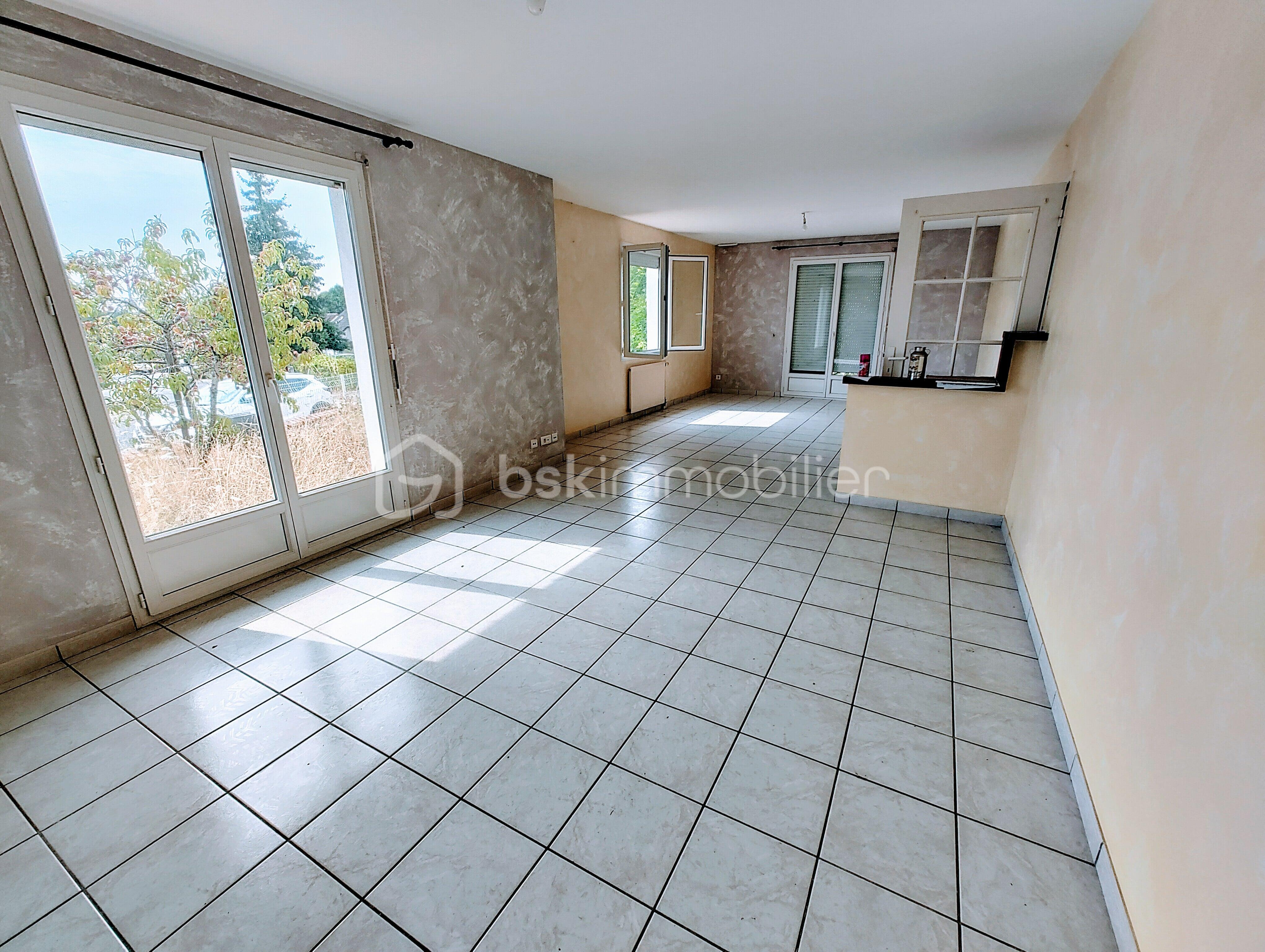 Maison traditionnelle de 110 m² - 532154414_665499895880670_2096923458726952131_n.jpg