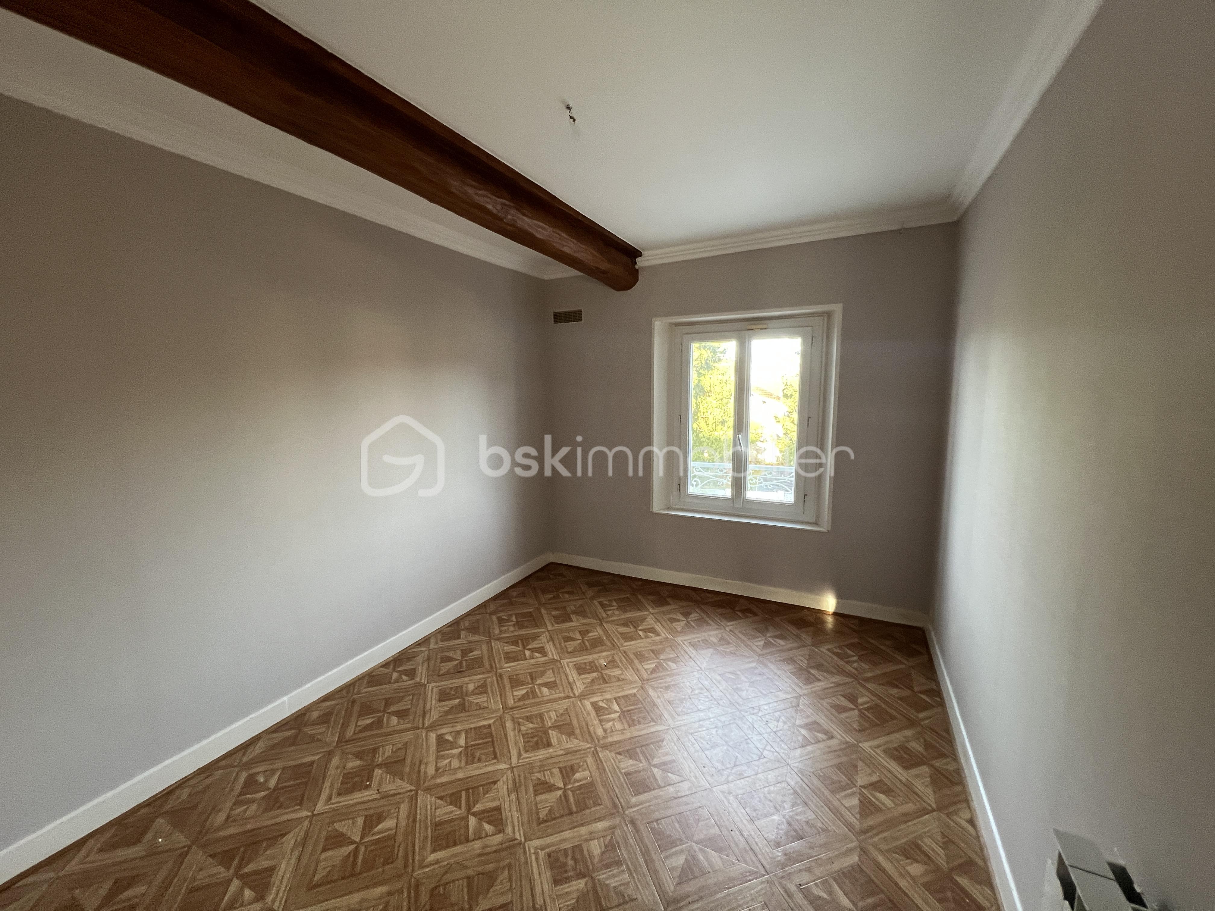 Maison de 122 m² - NICOLAS VAN DE WALLE BSKIMMOBILIER MAISON CHARPONT THEVENARD 33.JPG