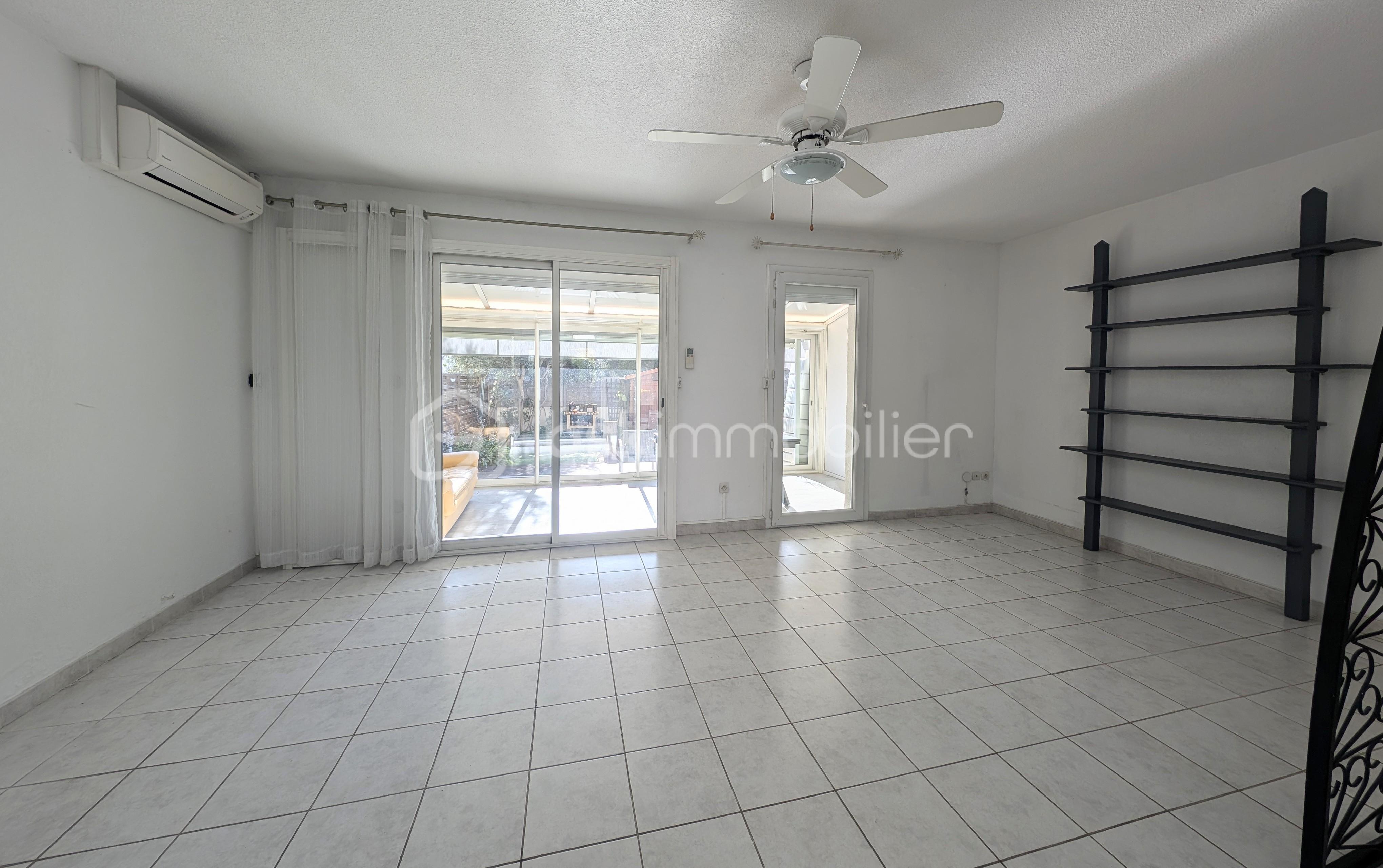 Pavillon de 90 m² - SALON2.jpg