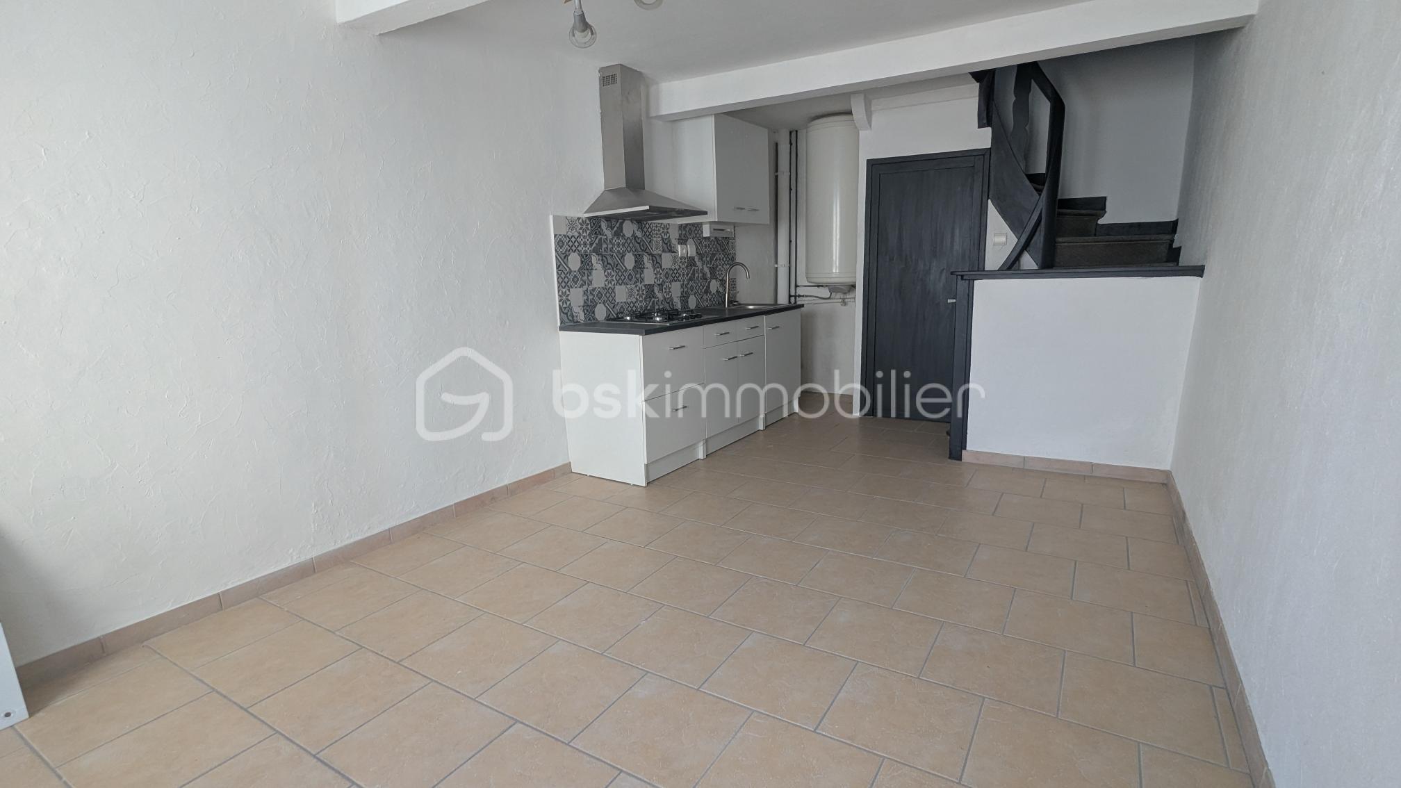 Maison 3 pièces 56 m² · à Panissières · 56 m² · 65 000 €