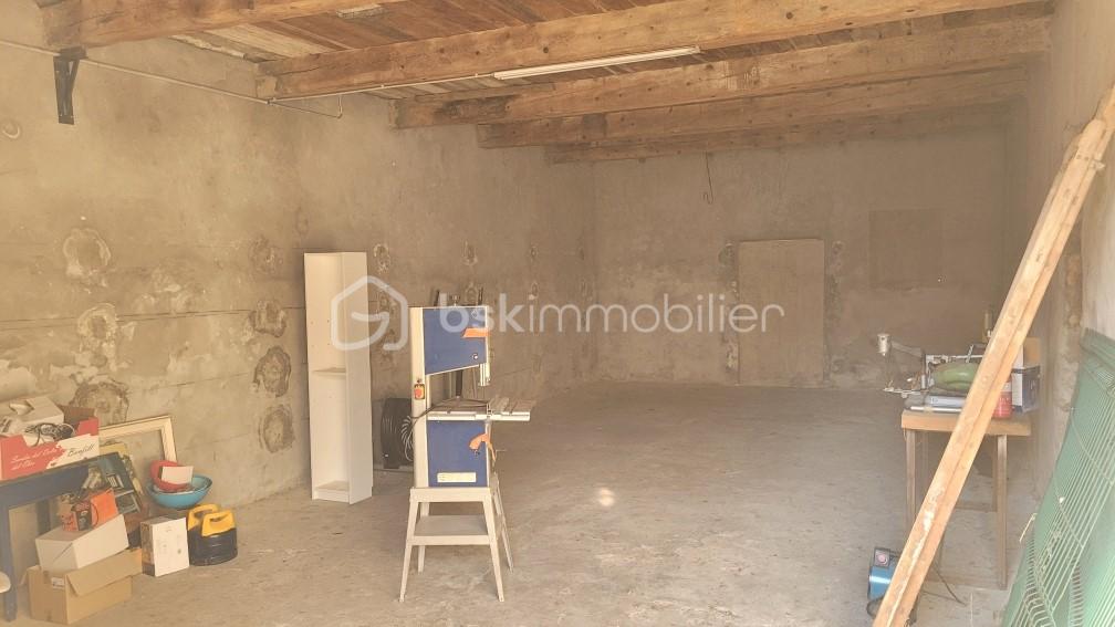 Parking de 72 m² - INTERIEUR 2.jpg