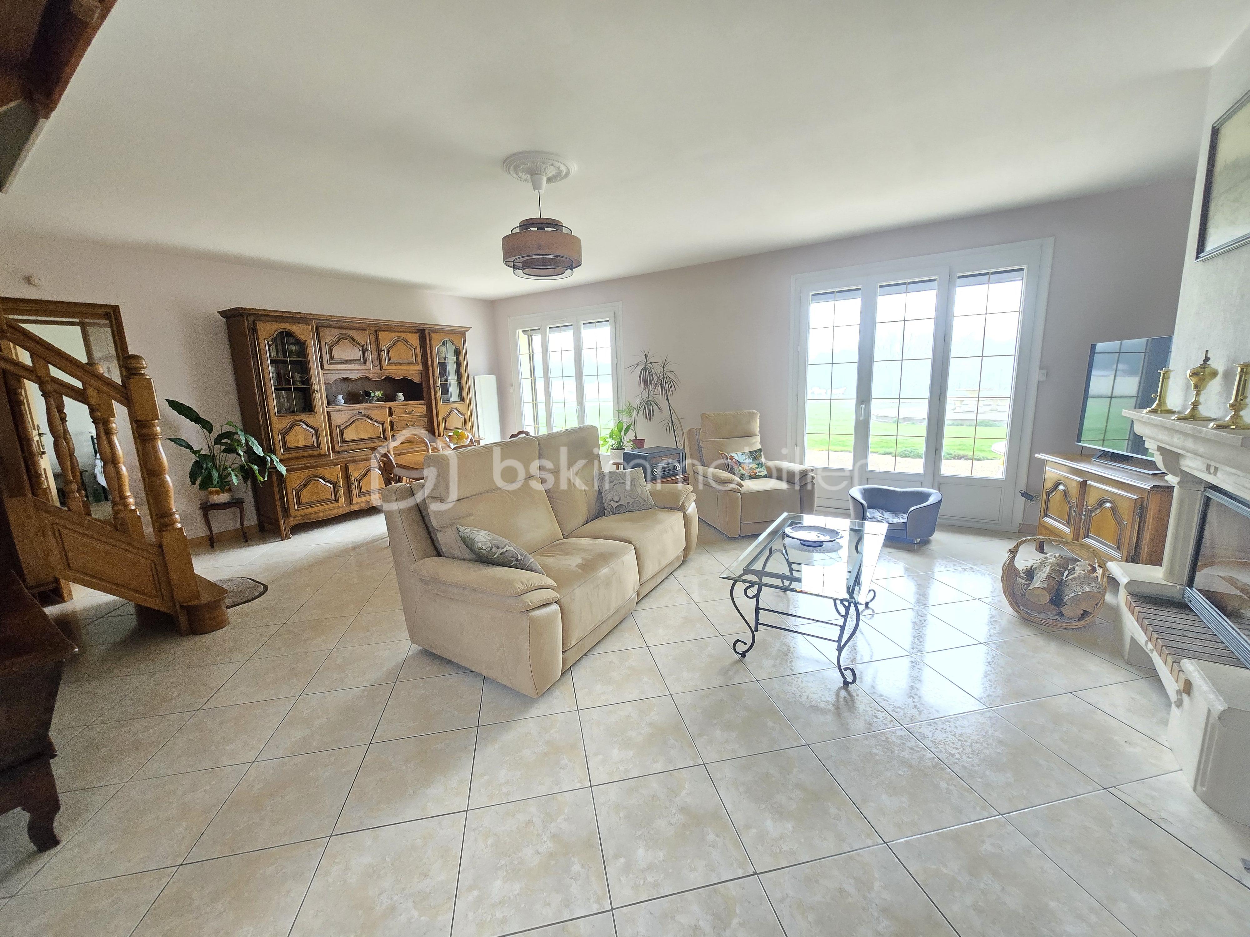 Pavillon de 217 m² - 20251118_103855.jpg