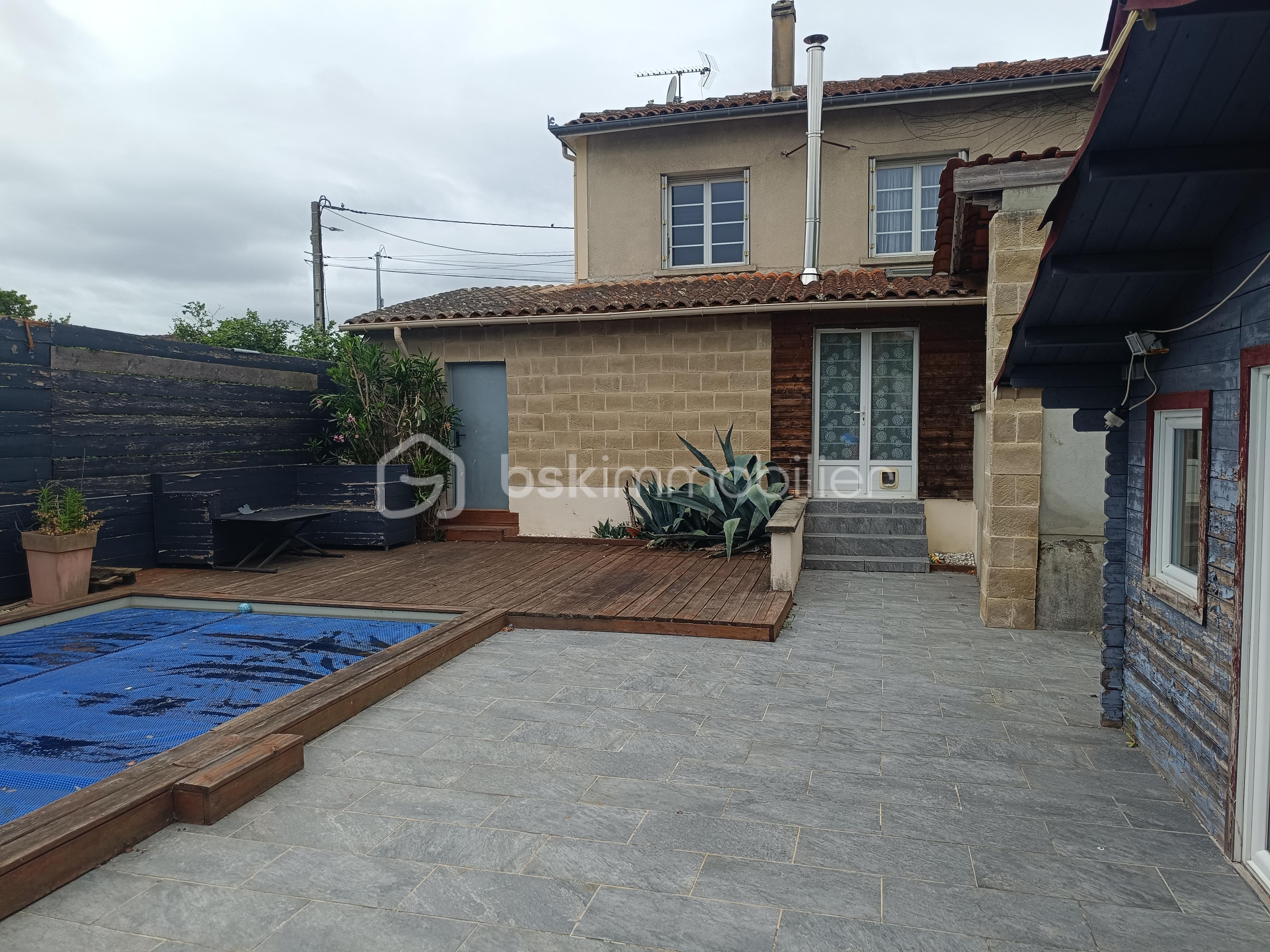 Maison 5 pièces 135 m² · à Montendre · 135 m² · 175 000 €