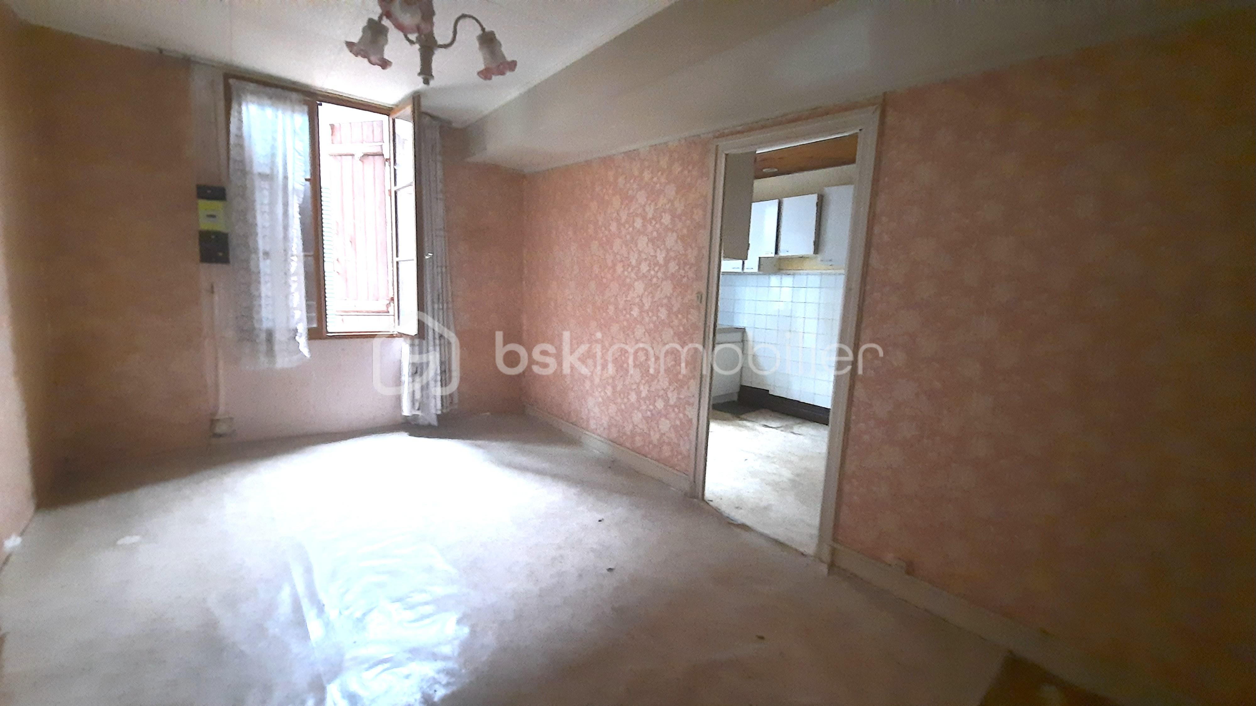 Immeuble mixte de 96 m² - 20251114_144256.jpg