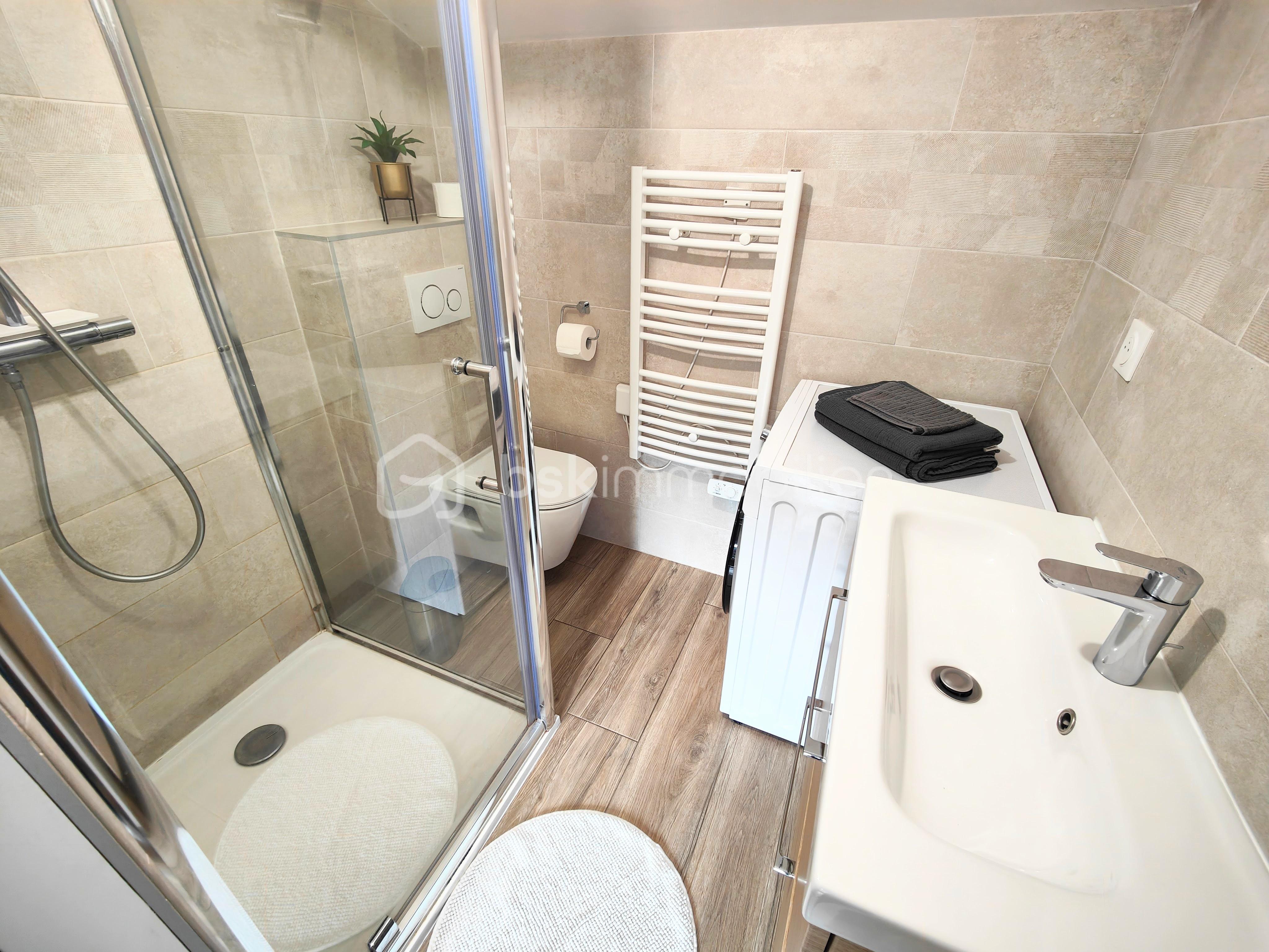 Maison de 224,83 m² - IMG20251218145930~2.jpg