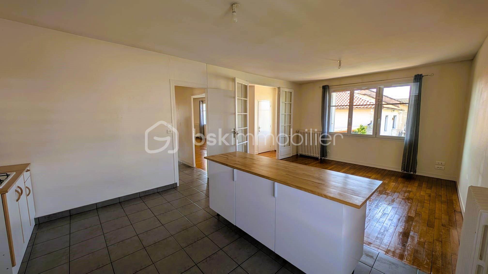 Maison traditionnelle de 149 m² - 3.jpg