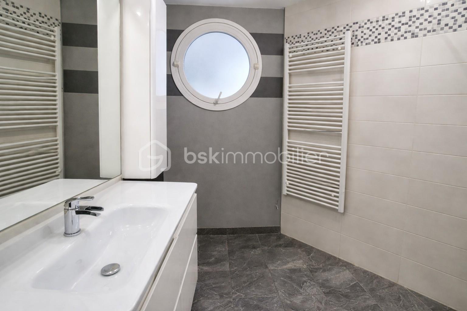 ChatGPT Image 7 mars 2026, 08_53_57.jpg