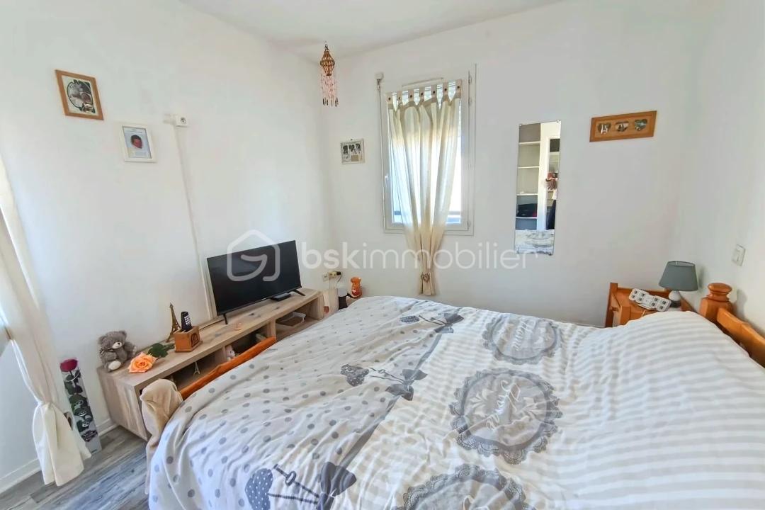 Maison de 137 m² - hoqi-ca8cbb4541b54371850b1fe3b2a6d0ea.jpg