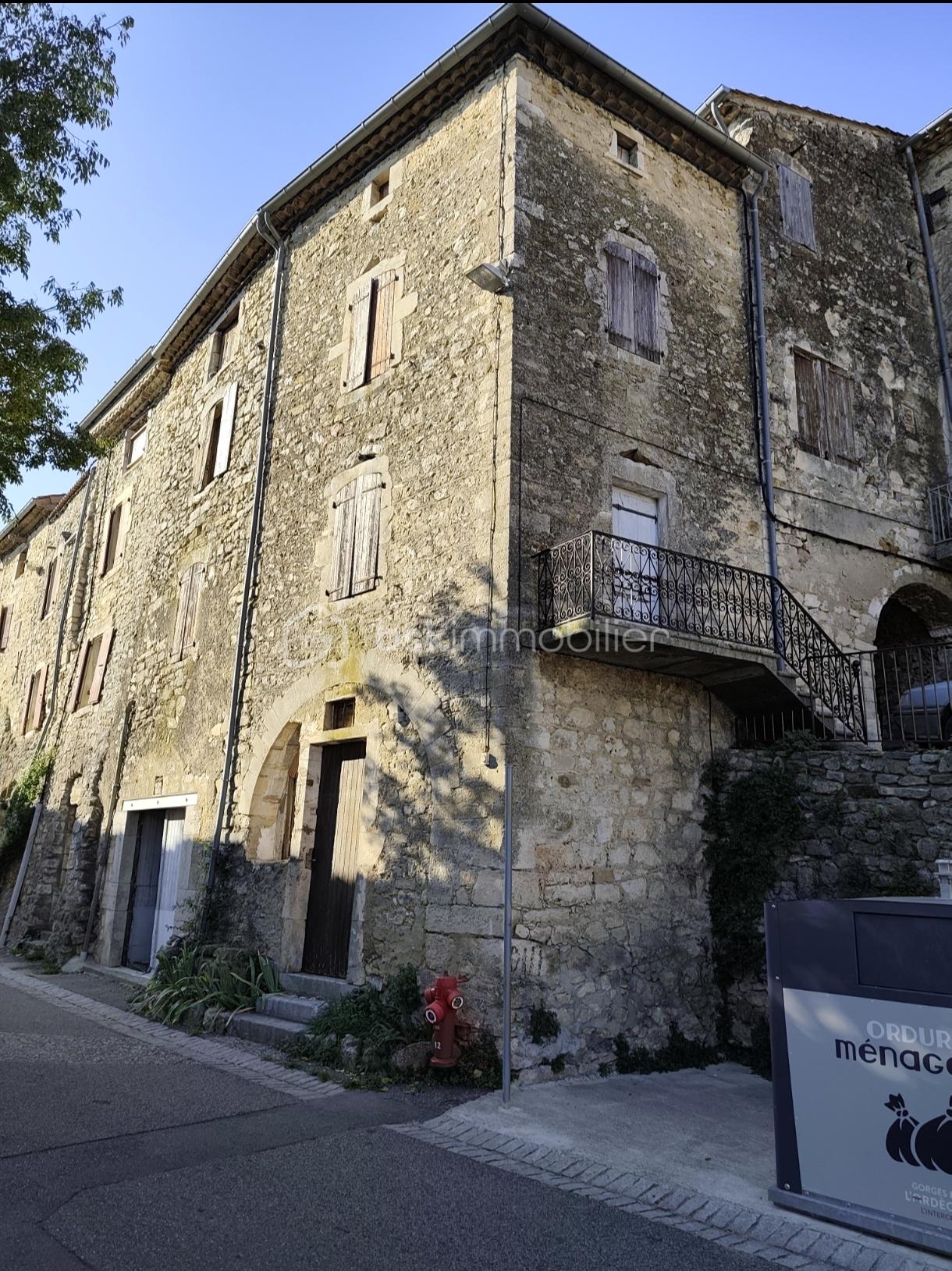 Maison de 262 m² - Screenshot_2025-11-29-09-05-40-838_com.miui.gallery-edit.jpg