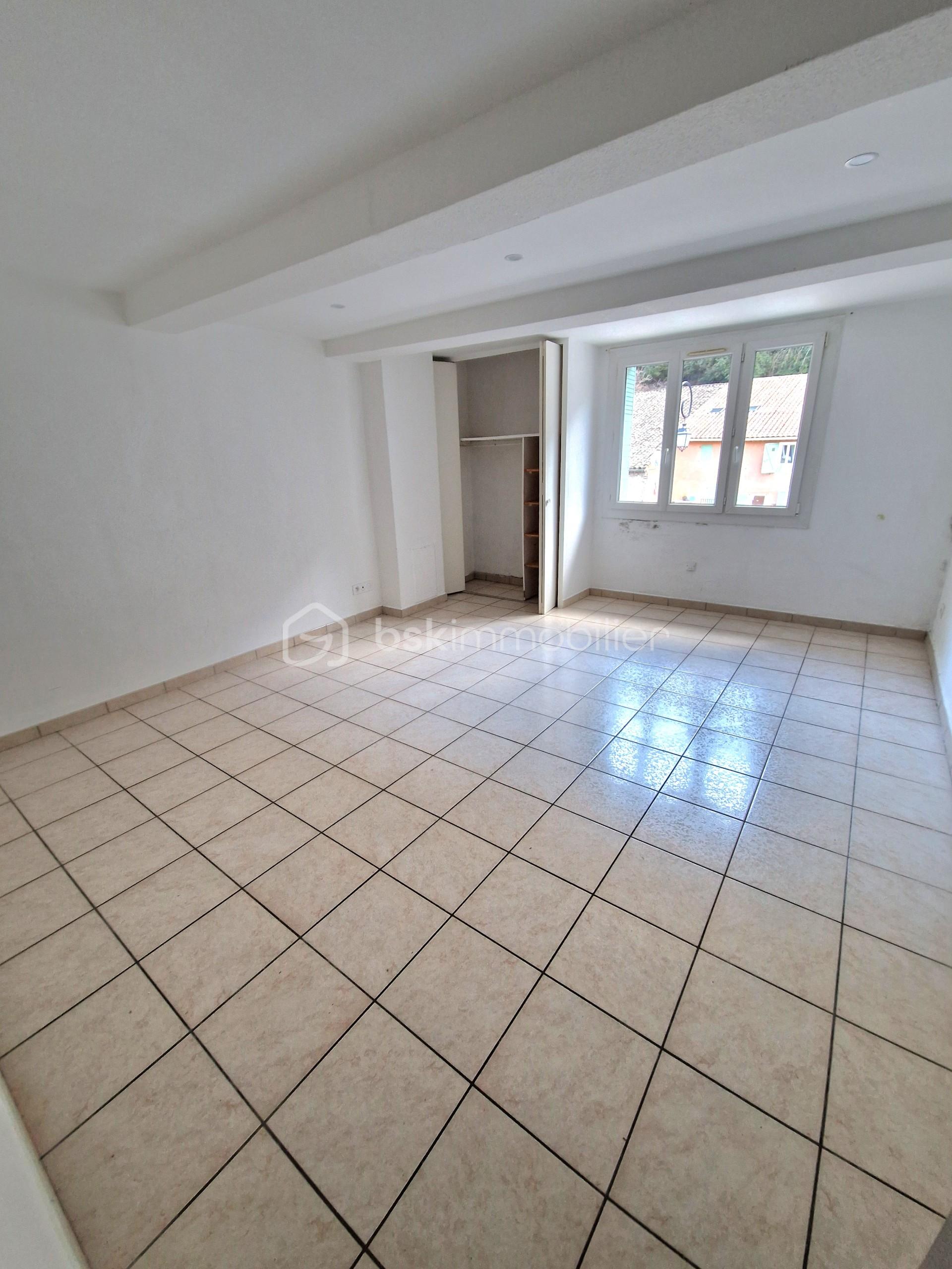 Maison de 106 m² - LES MEES 2.jpg