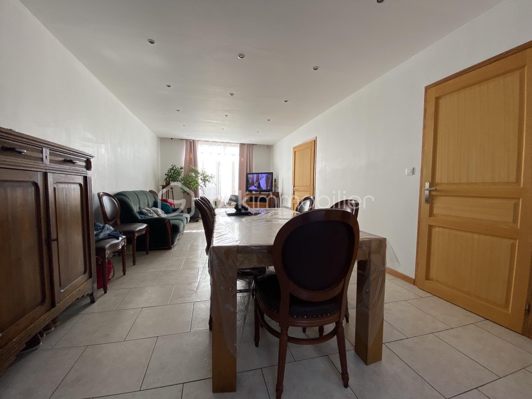 Immeuble commercial de 170 m² - BOILET St Amand 0504.JPG
