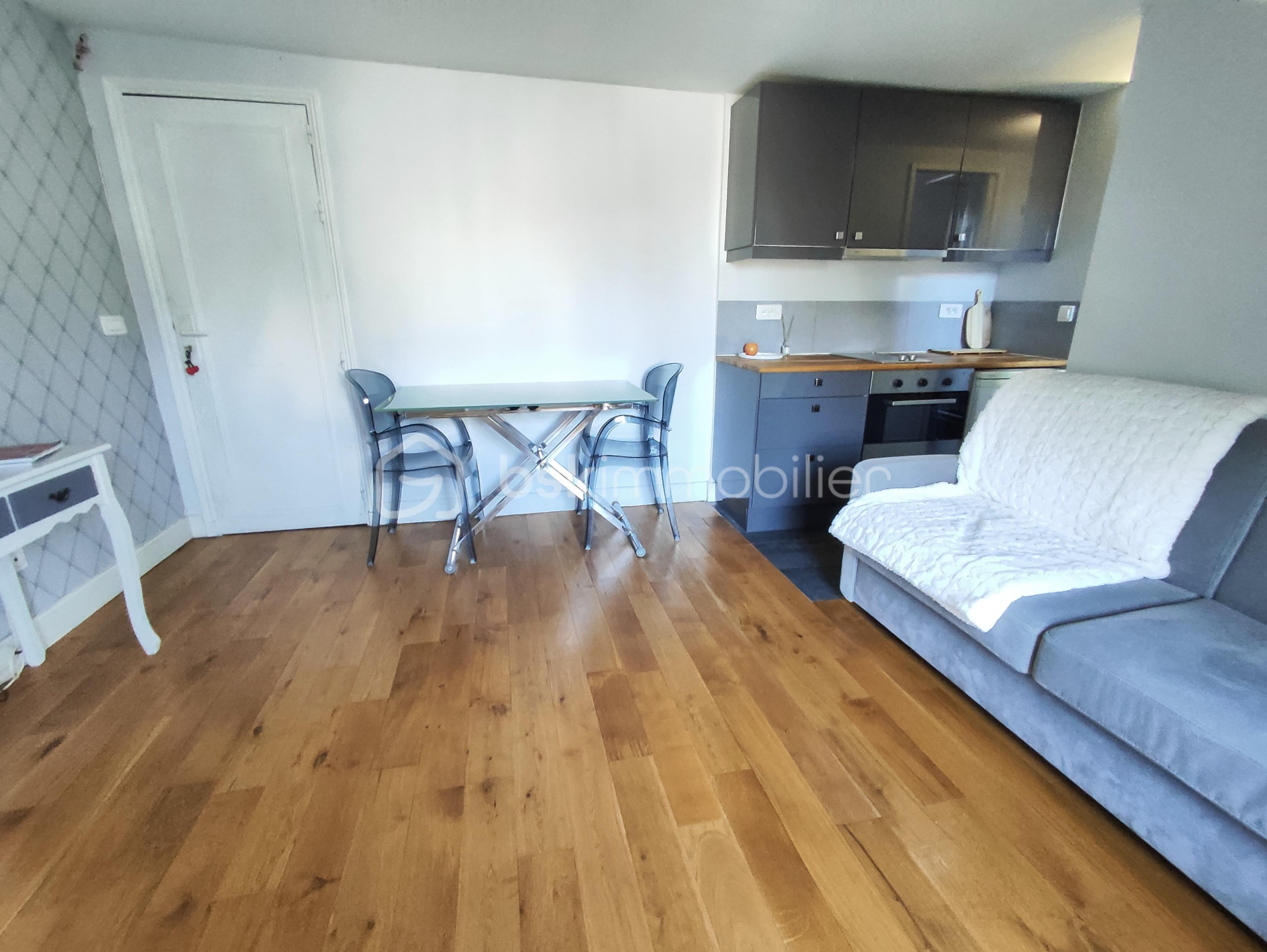 Appartement de 23 m² - sejourdenfert1.JPG