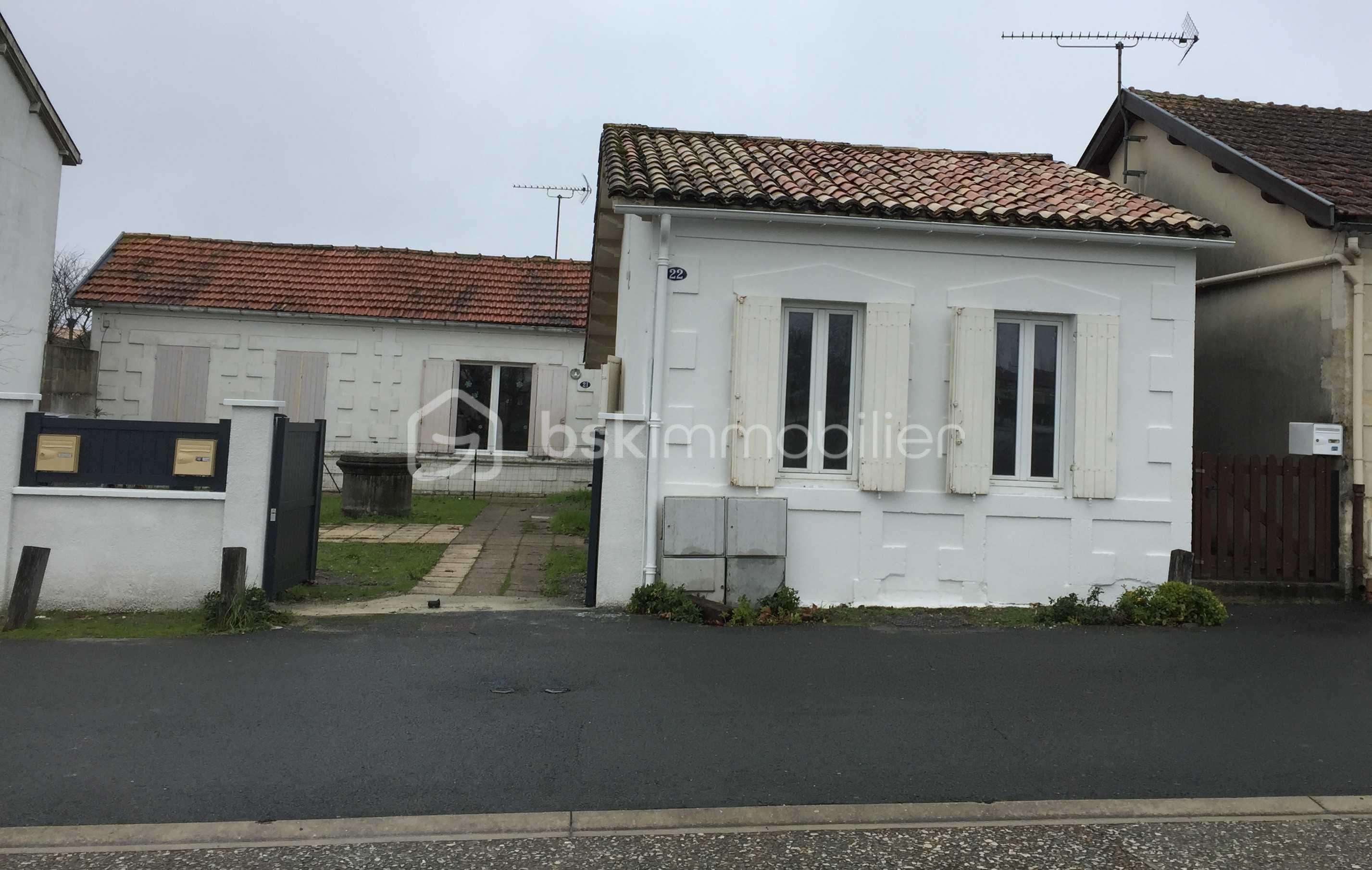 Maison de 110 m² - Façade rue 2b.JPG