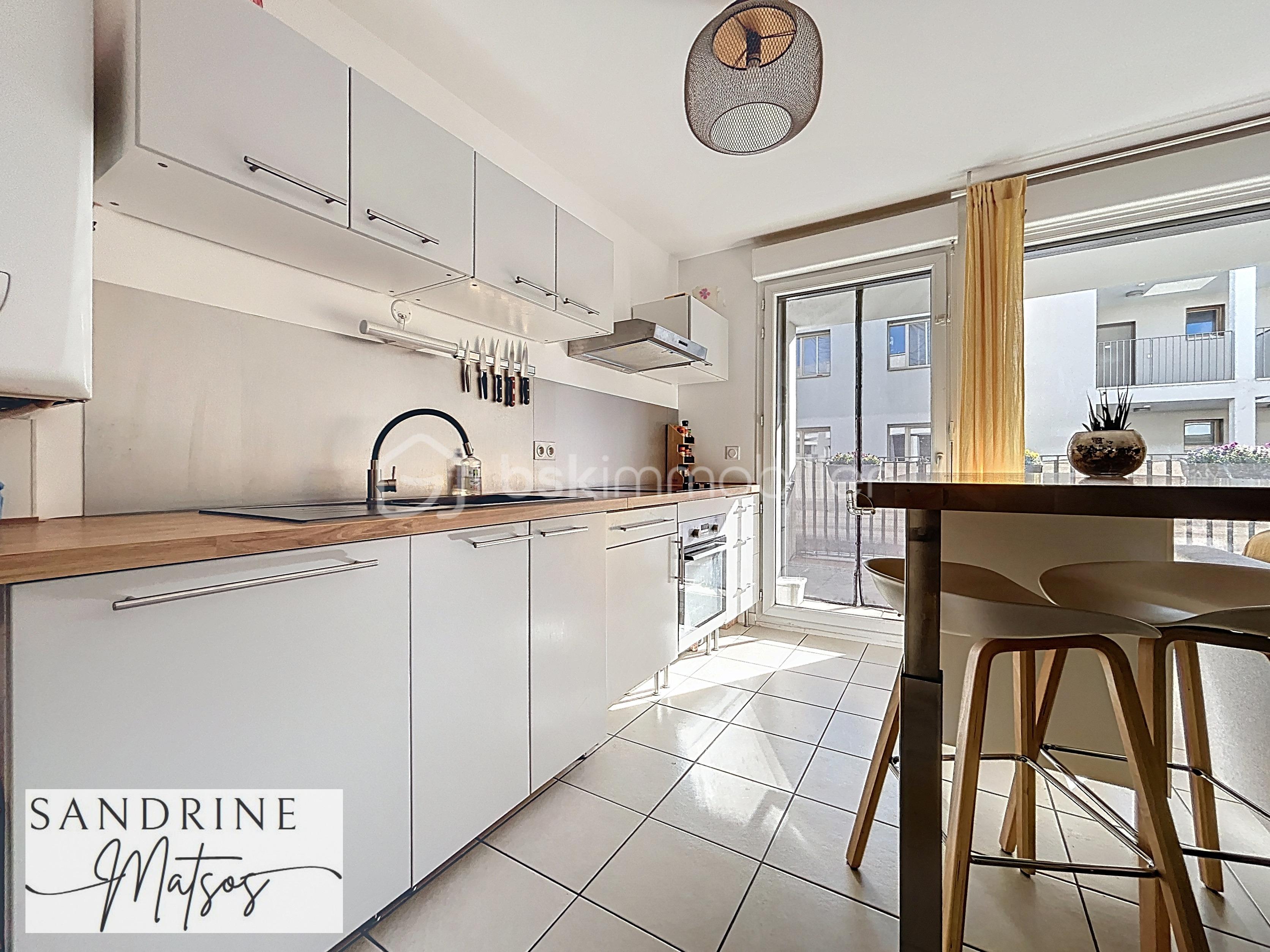 Appartement de 74,91 m² - appartement-st-priest-anatole-france_00010.jpg