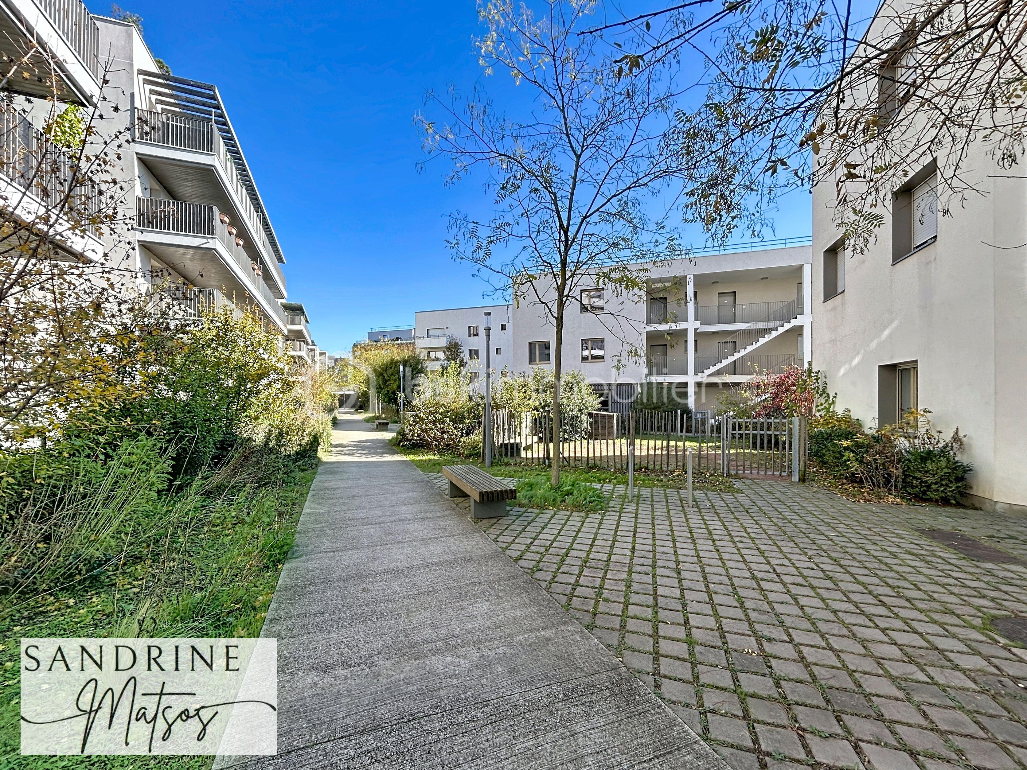 Appartement de 74,91 m² - appartement-st-priest-anatole-france_00104.jpg