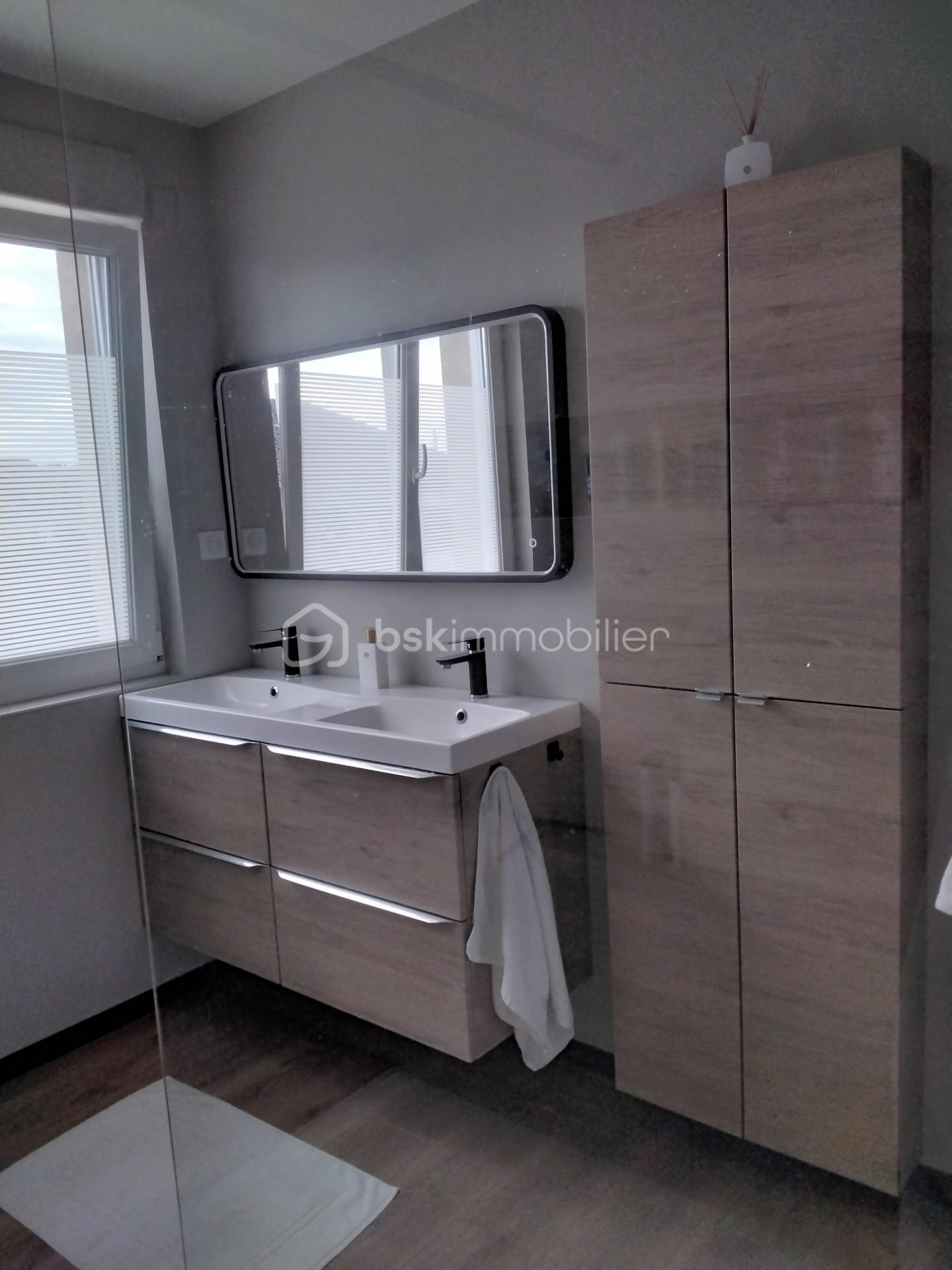 Maison de 135,88 m² - thumbnail_1000000650.jpg