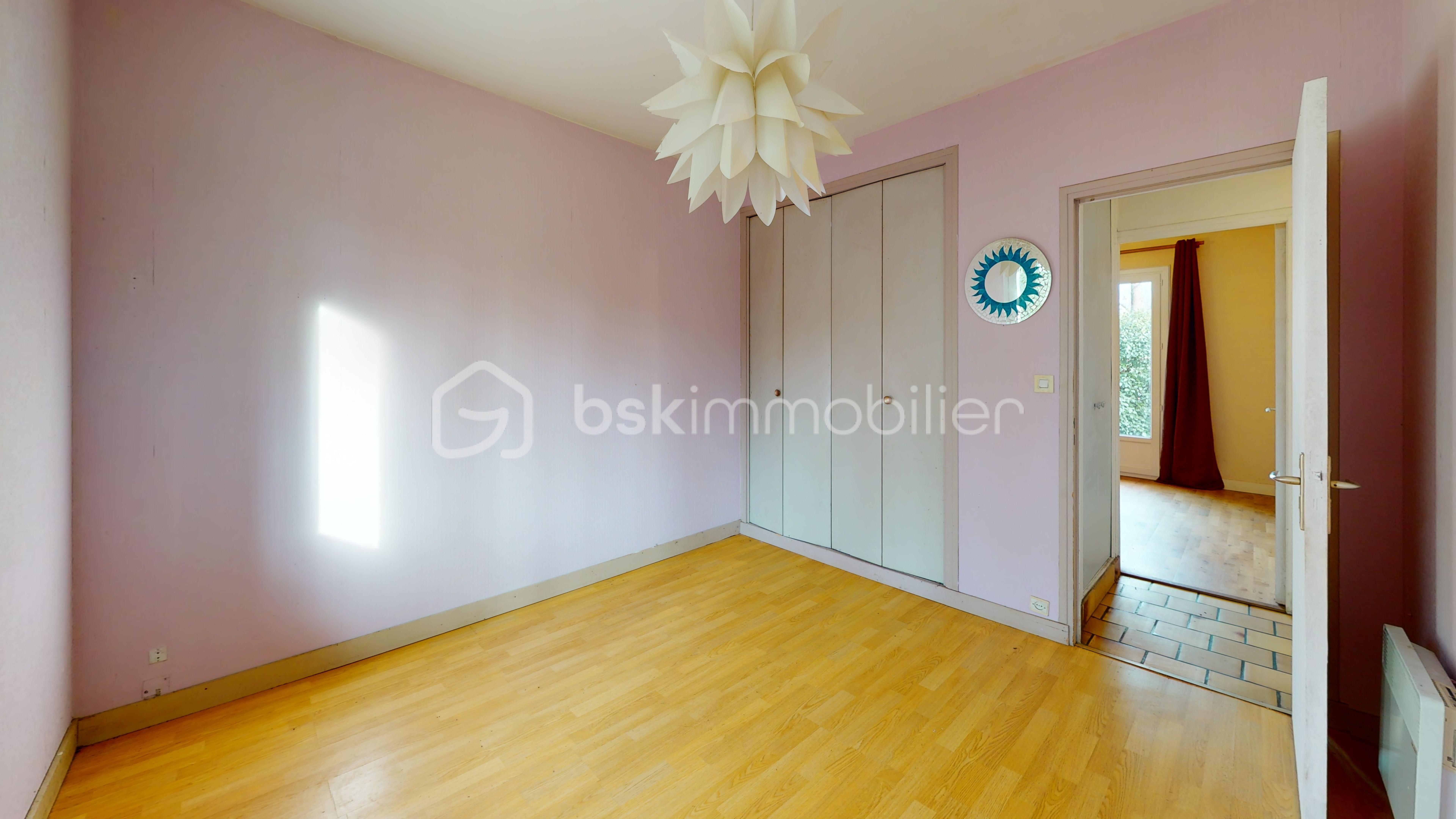 Maison traditionnelle de 115 m² - Donnery-Bedroom 2.jpg