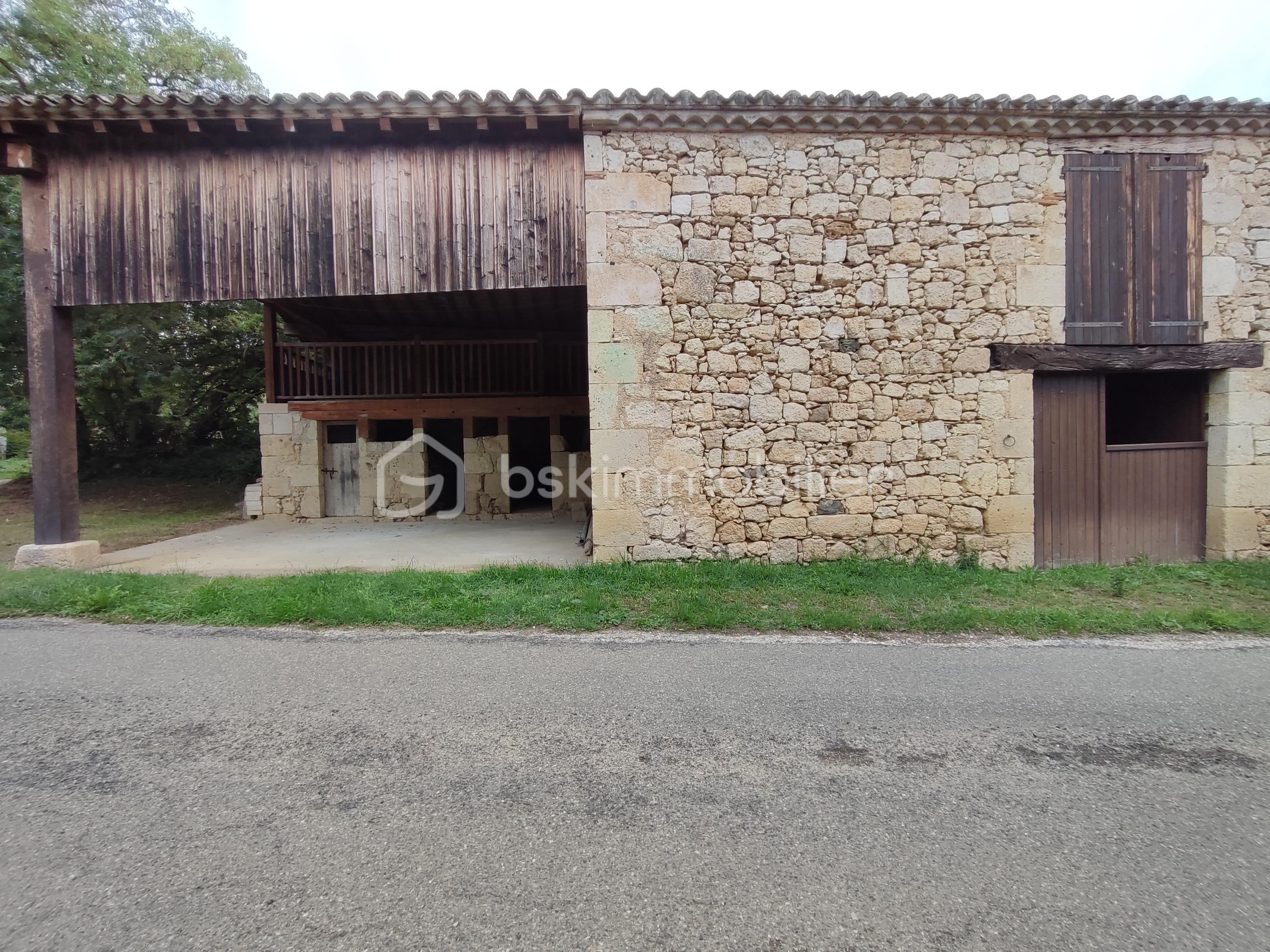 Maison de 145 m² - 1756833291201.jpg