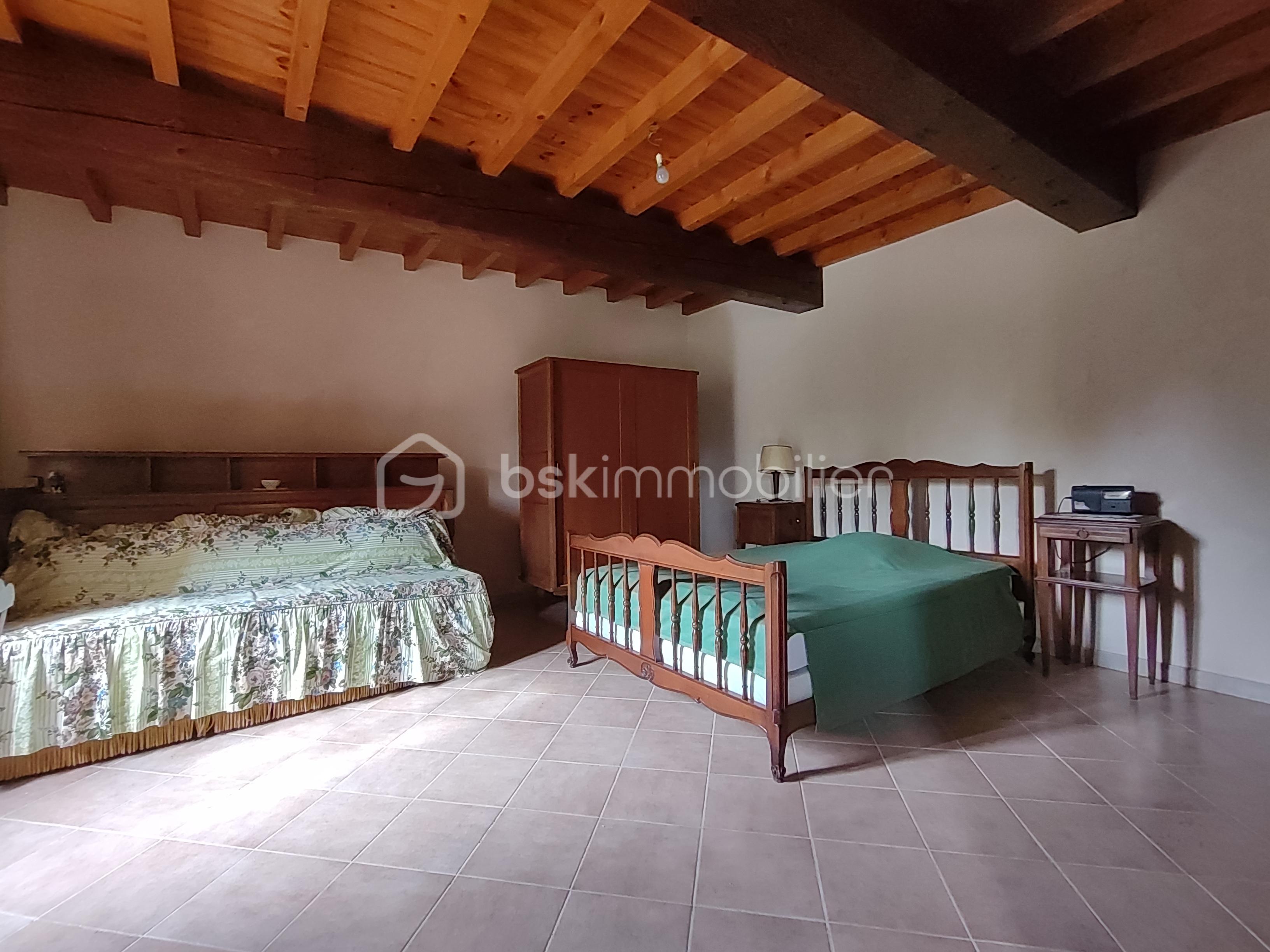 Maison de 145 m² - 1756833291806.jpg