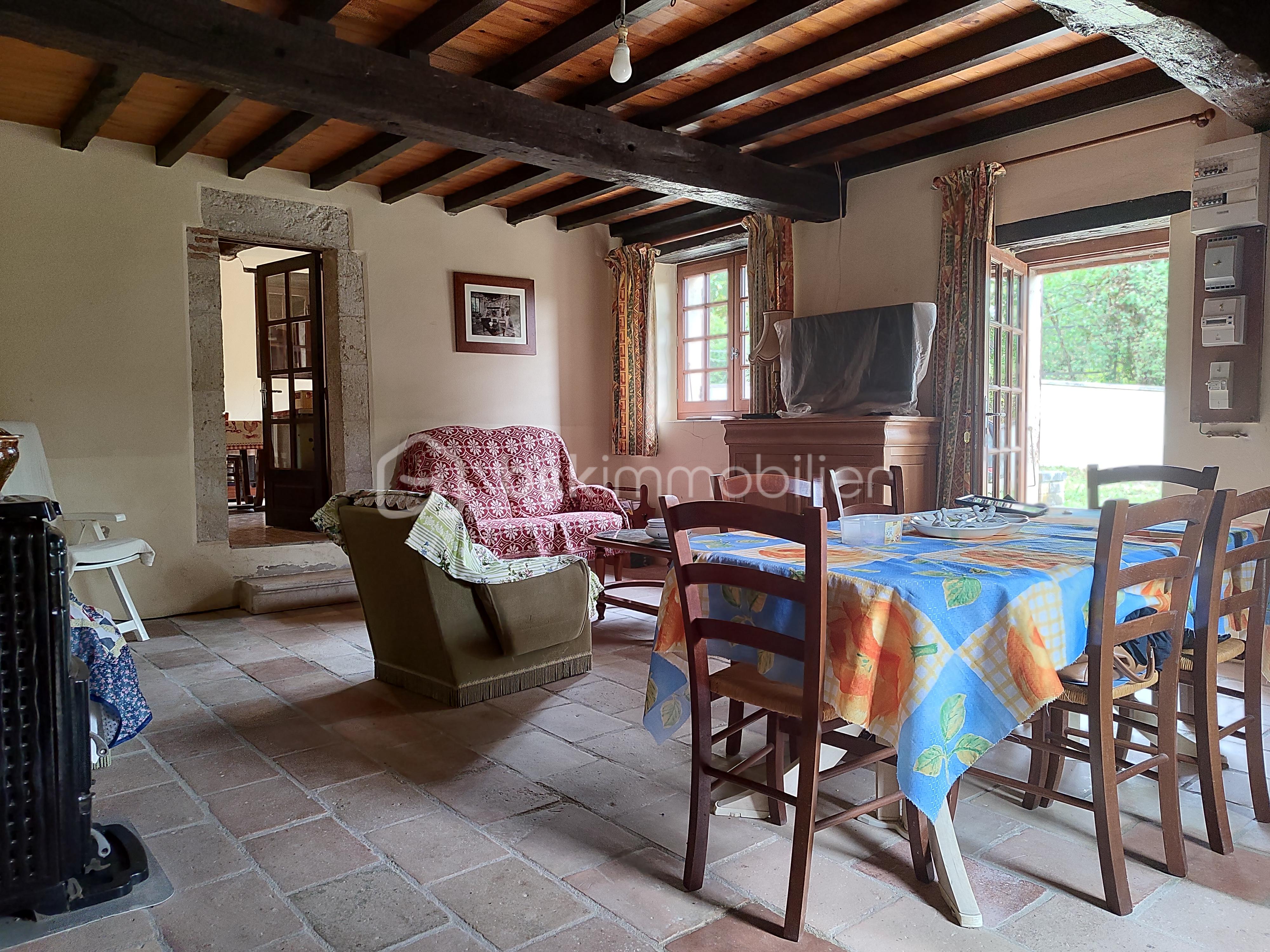 Maison de 145 m² - 1756833292077.jpg