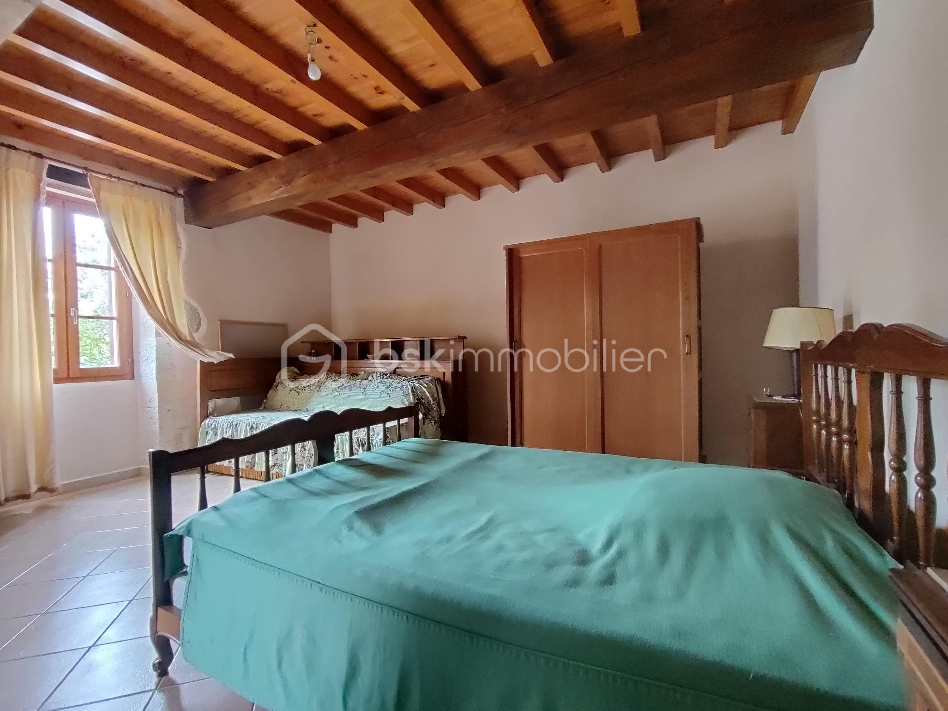 Maison de 145 m² - 1756833291710.jpg