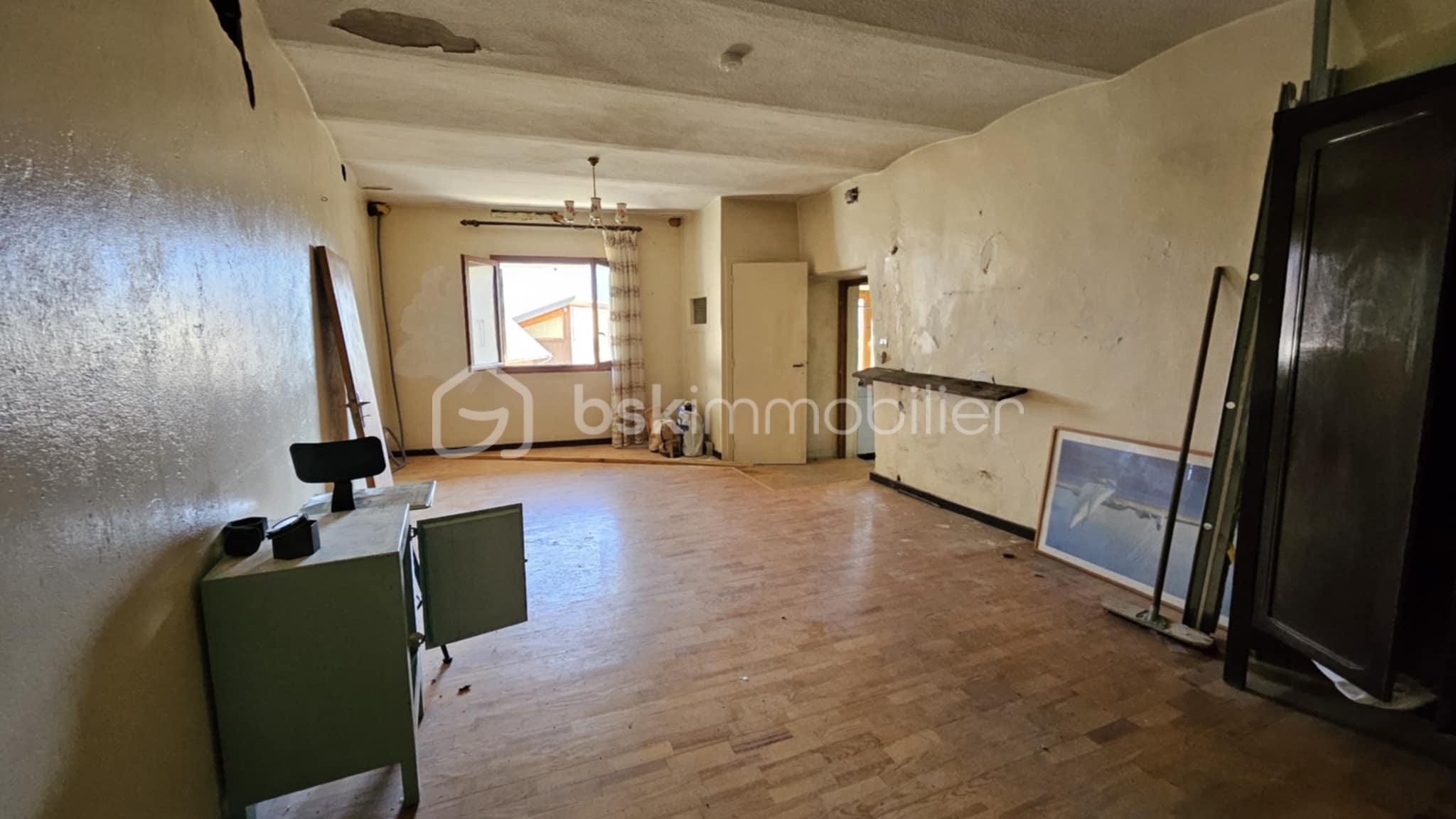Appartement de 60 m² - Messenger_creation_CD89EAB3-9301-4AB9-BB06-0AD5AD5F0F5F.jpeg